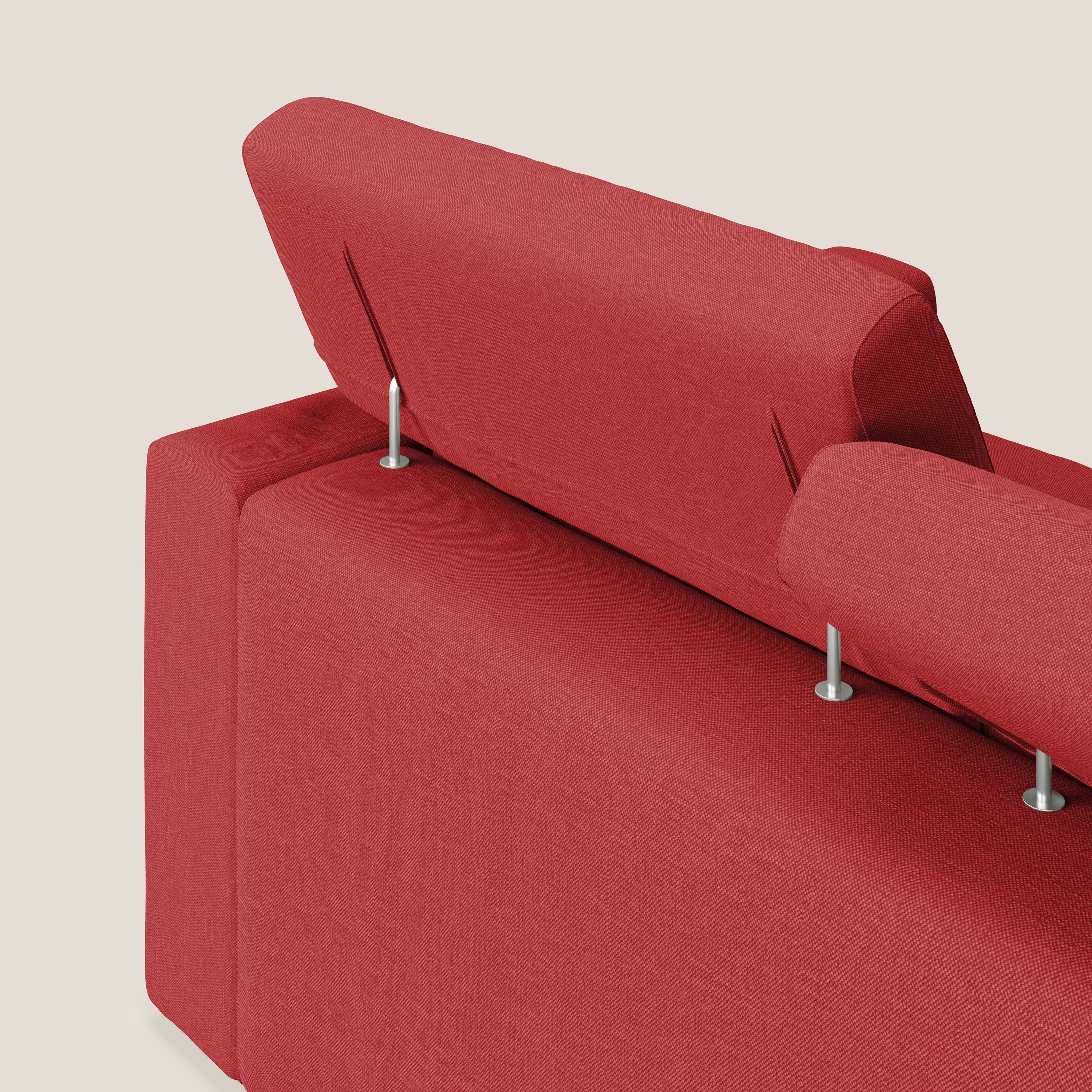 Dylan divano a 3 sedute con pouf estraibile poggiapiedi in tessuto simil cotone impermeabile T13 rosso - divani.store