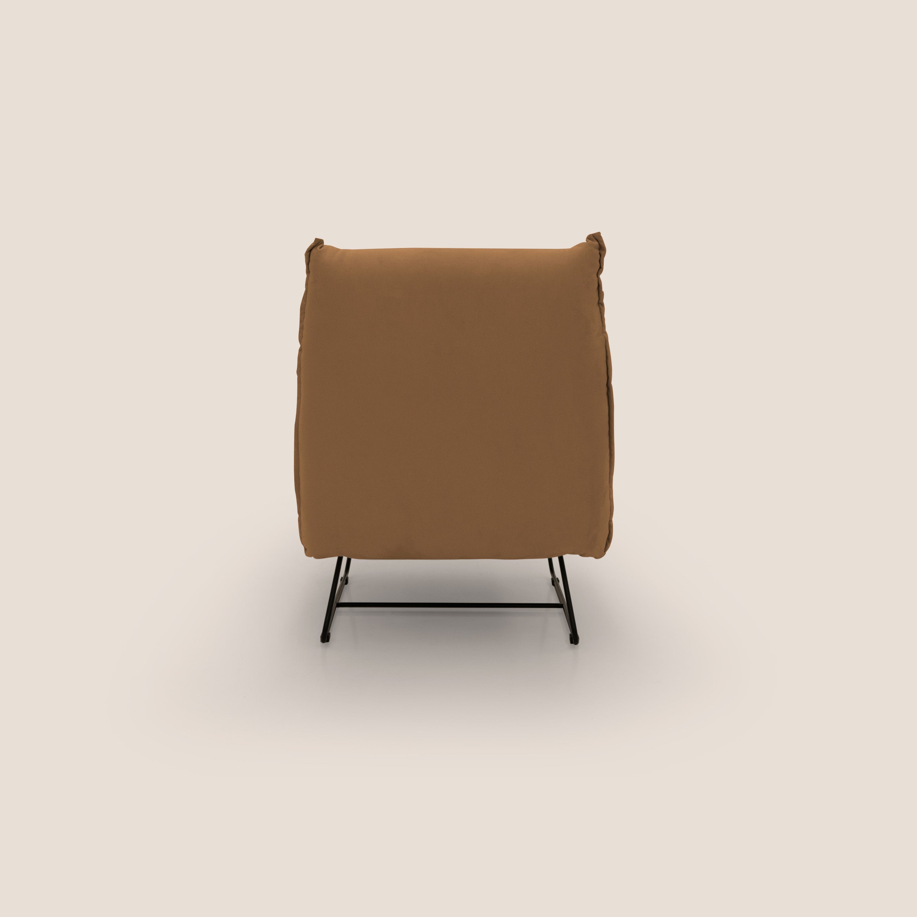 Tessa Poltroncina dal design moderno in morbida microfibra smacchiabile T11 cuoio - divani.store