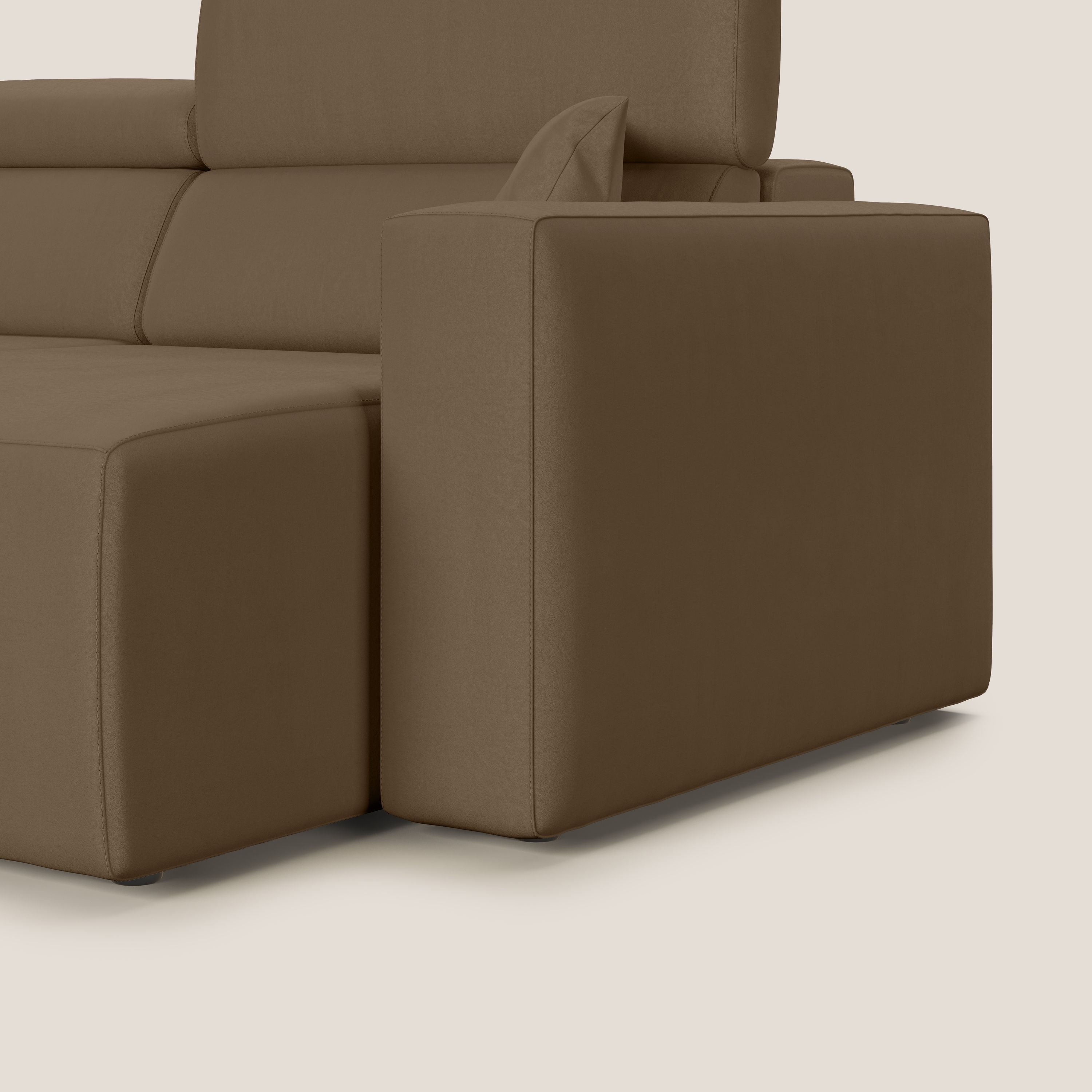 Orwell divano con seduta estraibile in microfibra smacchiabile T11 marrone - divani.store