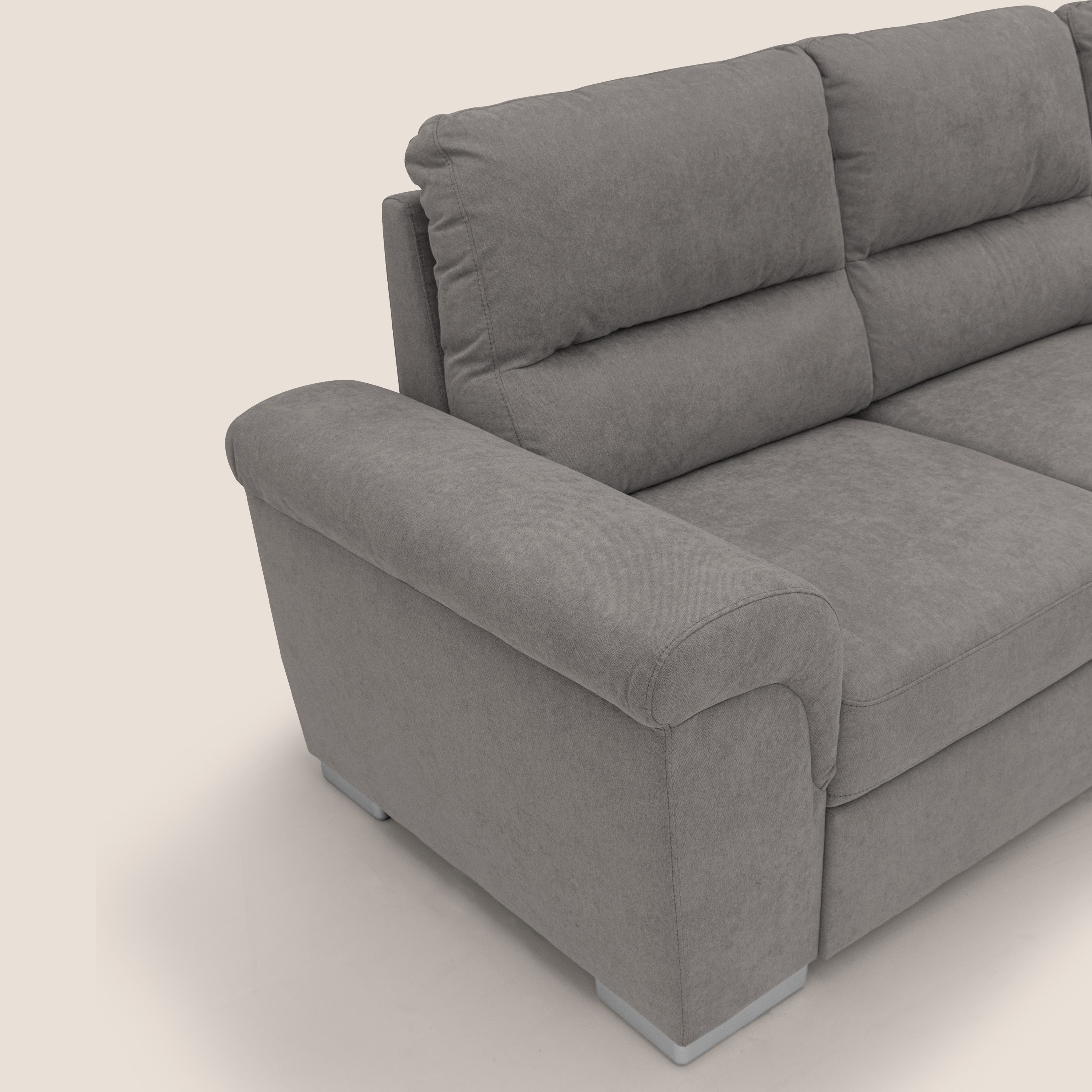 Minerva divano angolare con estraibile a cassettone e pouf contenitore in tessuto morbido impermeabile T02 grigio - divani.store