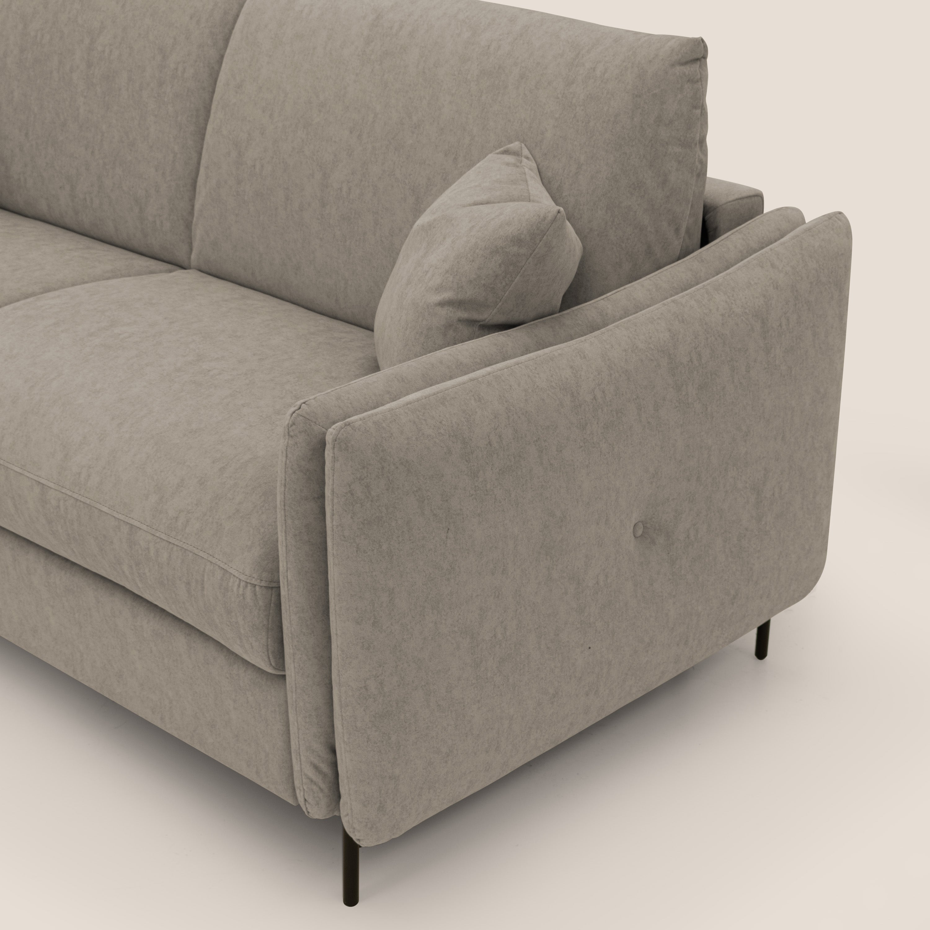 Gregory Divano letto con materasso h18 cm in microfibra effetto velluto impermeabile T09 tortora - divani.store