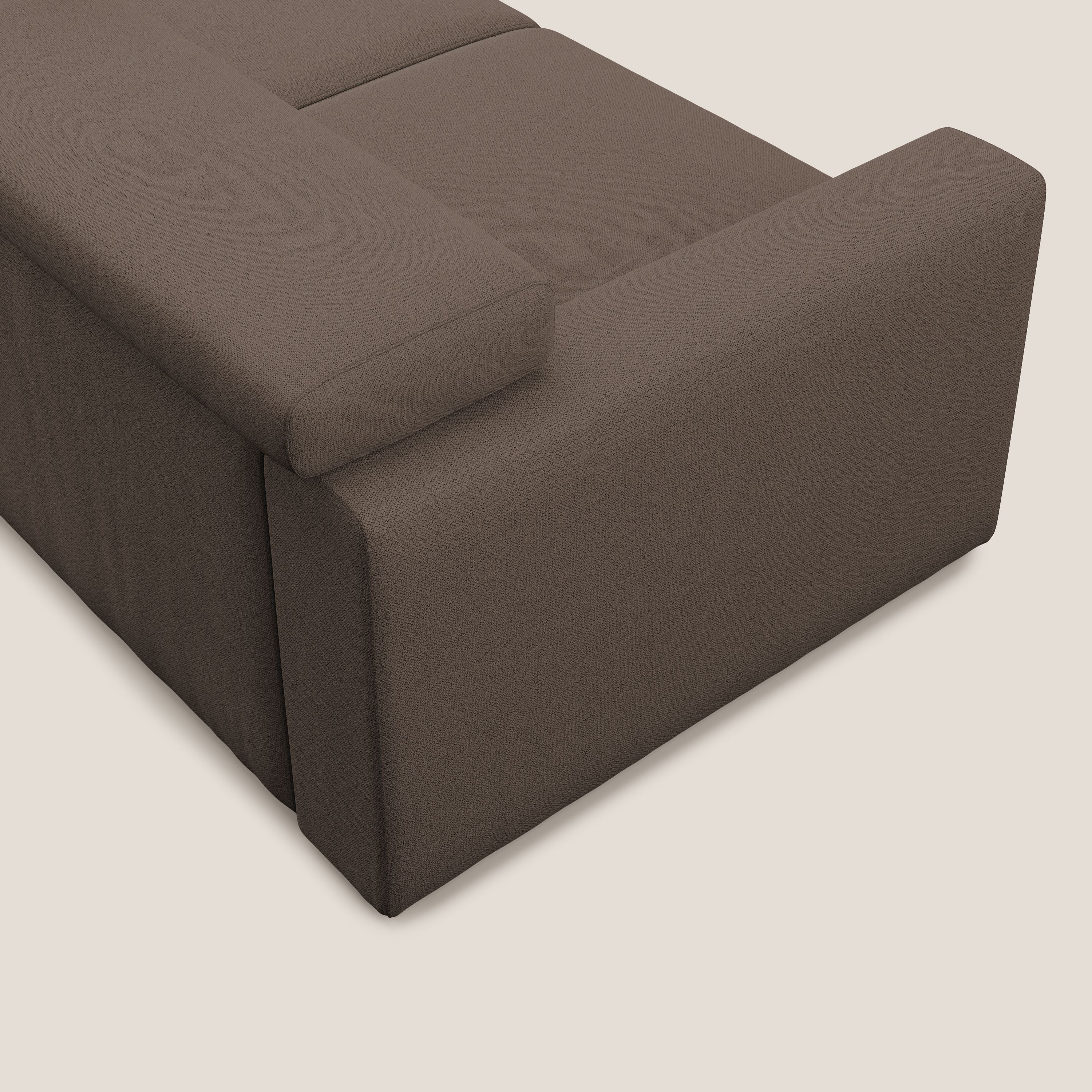 Dylan divano allungabile con pouf estraibile poggiapiedi in tessuto fiammato simil cotone impermeabile T19 marrone - divani.store