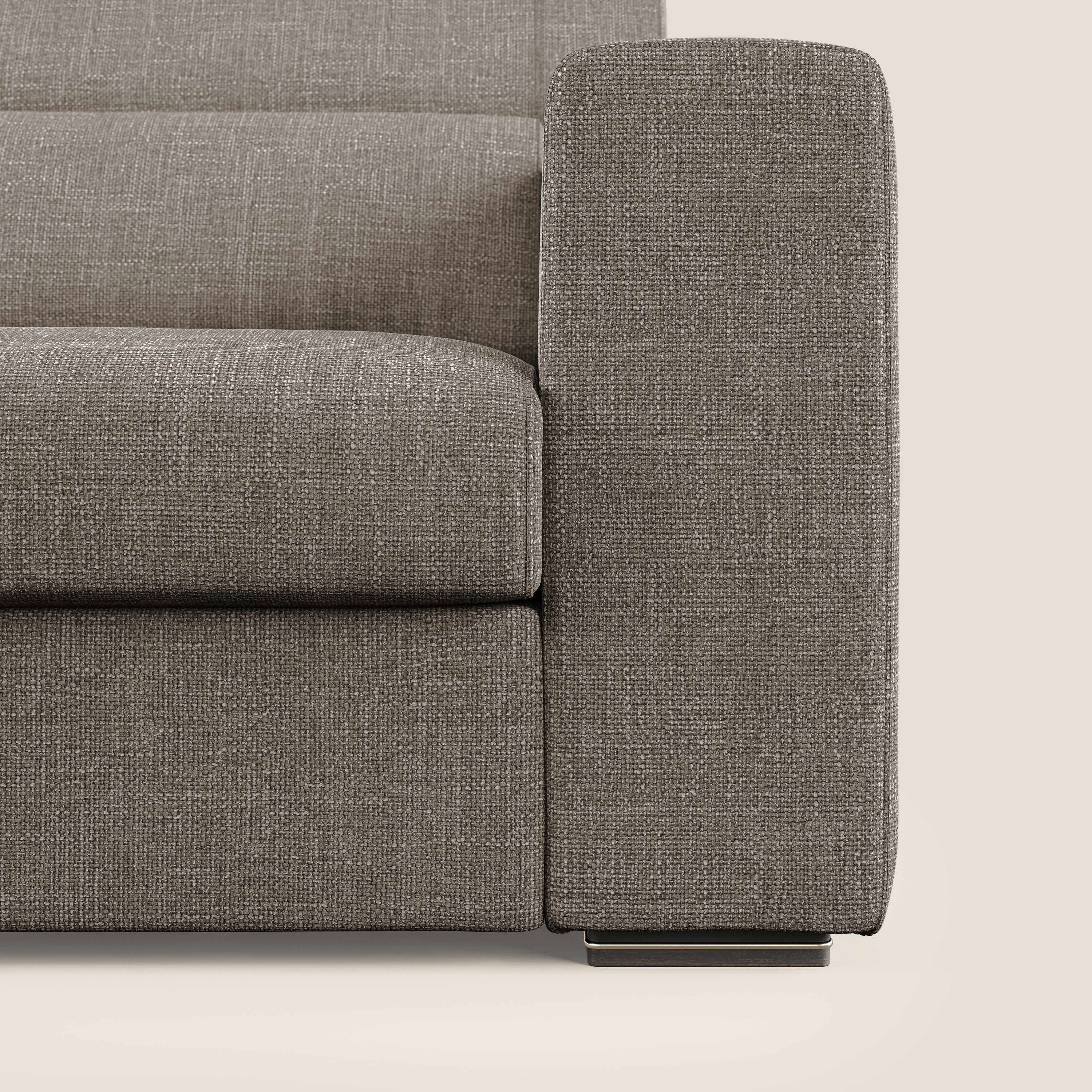 Vegas divano con poggiatesta reclinabili in morbido tessuto impermeabile T06 marrone - divani.store