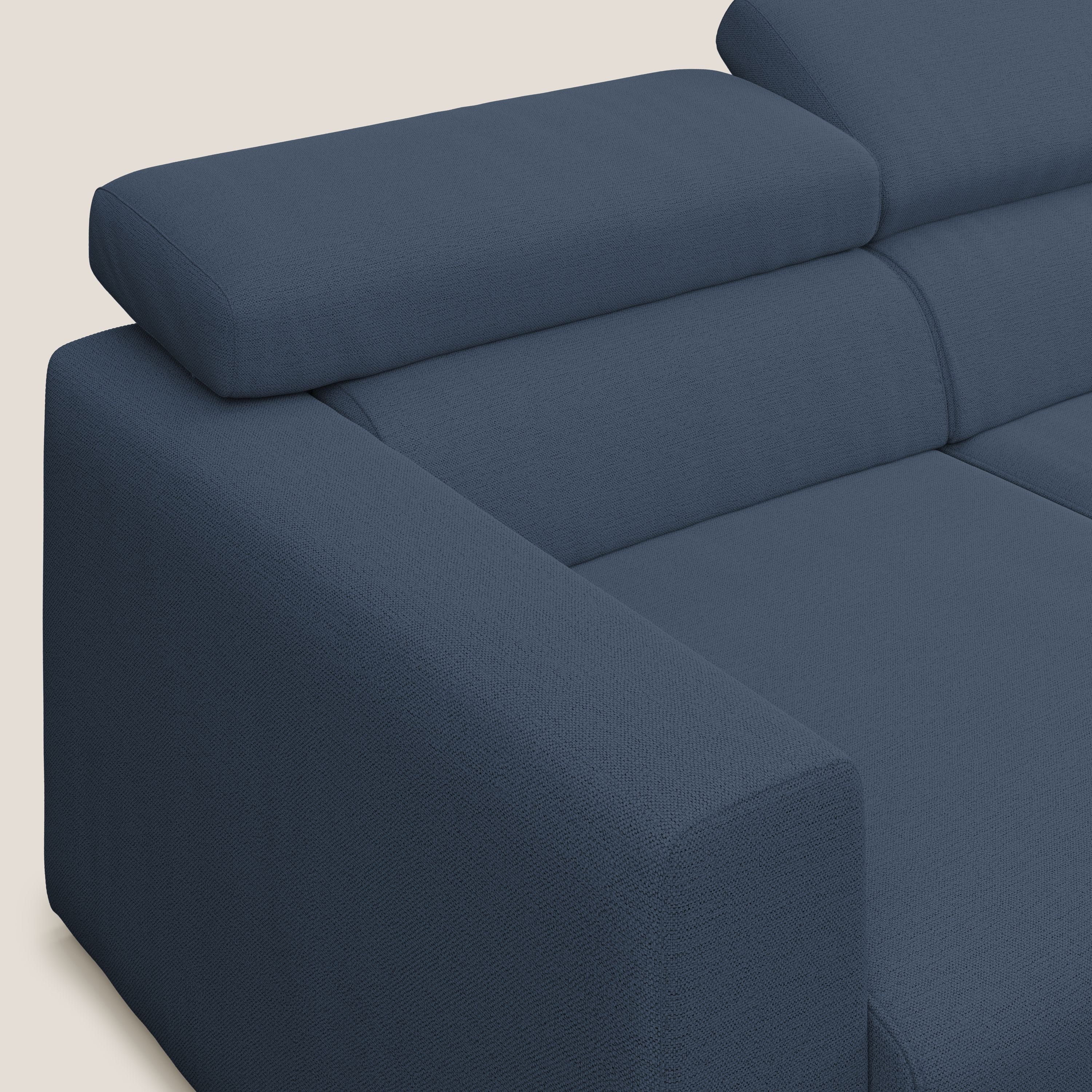 Dylan divano a 3 sedute con pouf estraibile poggiapiedi in tessuto fiammato simil cotone impermeabile T19 blu - divani.store