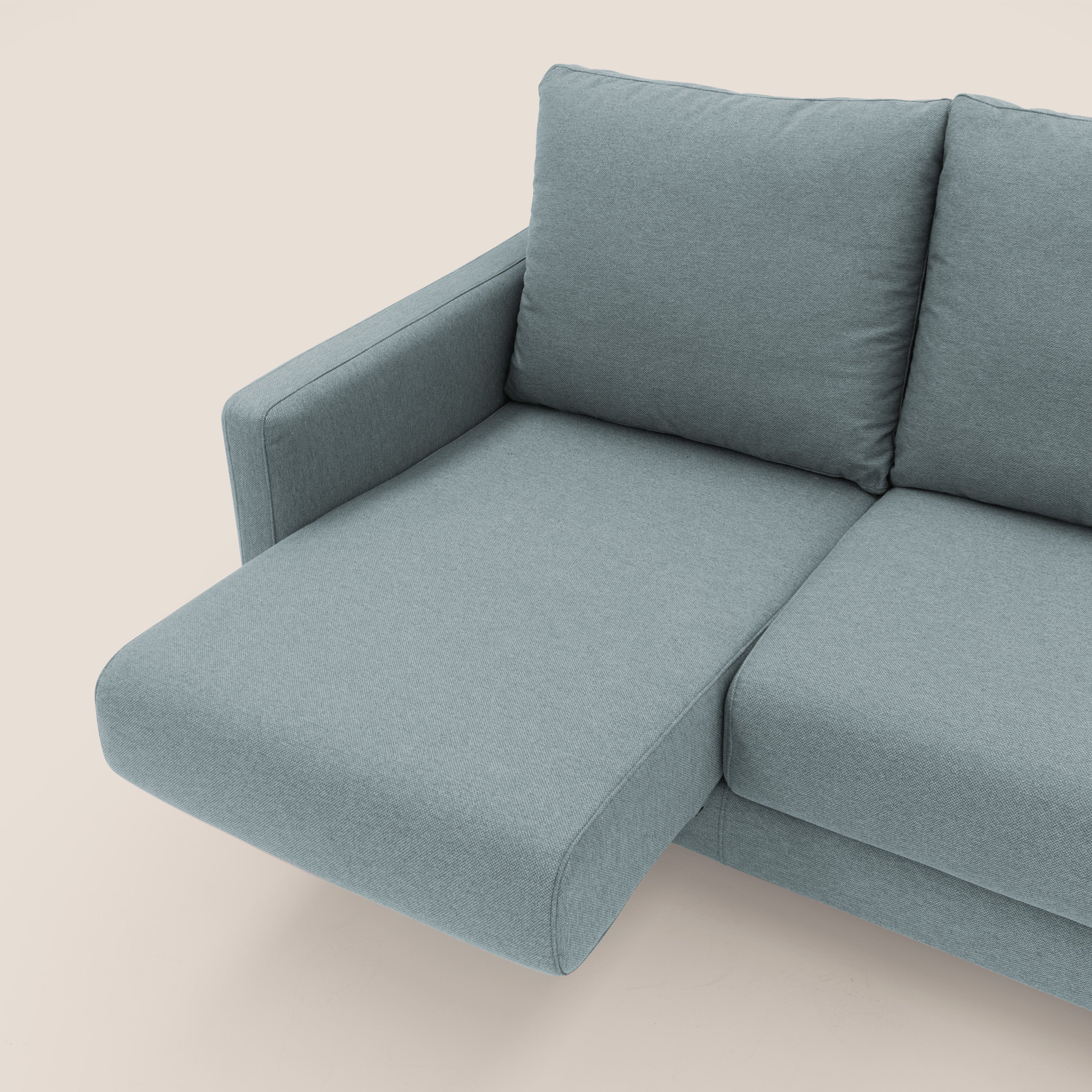 Klimt divano con sedute allungabili e schienali in piuma d'oca in tessuto smacchiabile T05 carta da zucchero - divani.store