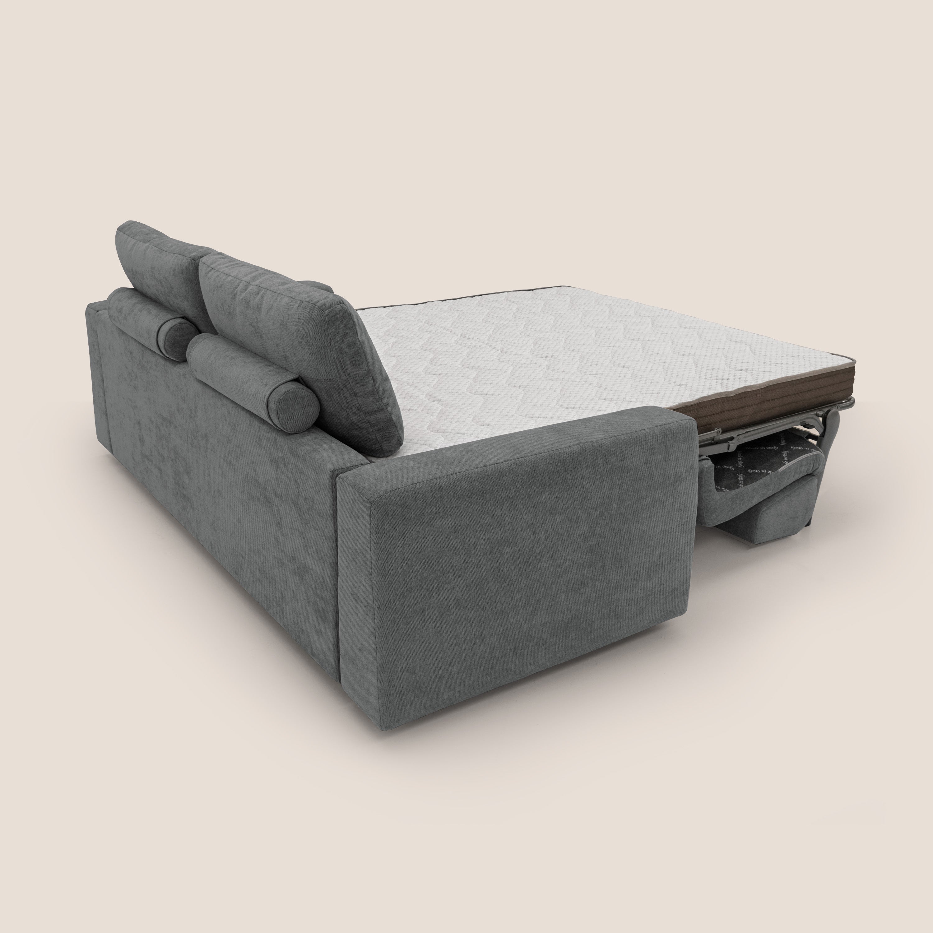 Freia Divano letto minimal materasso h15 cm con morbidi schienali in tessuto impermeabile T14 grigio - divani.store