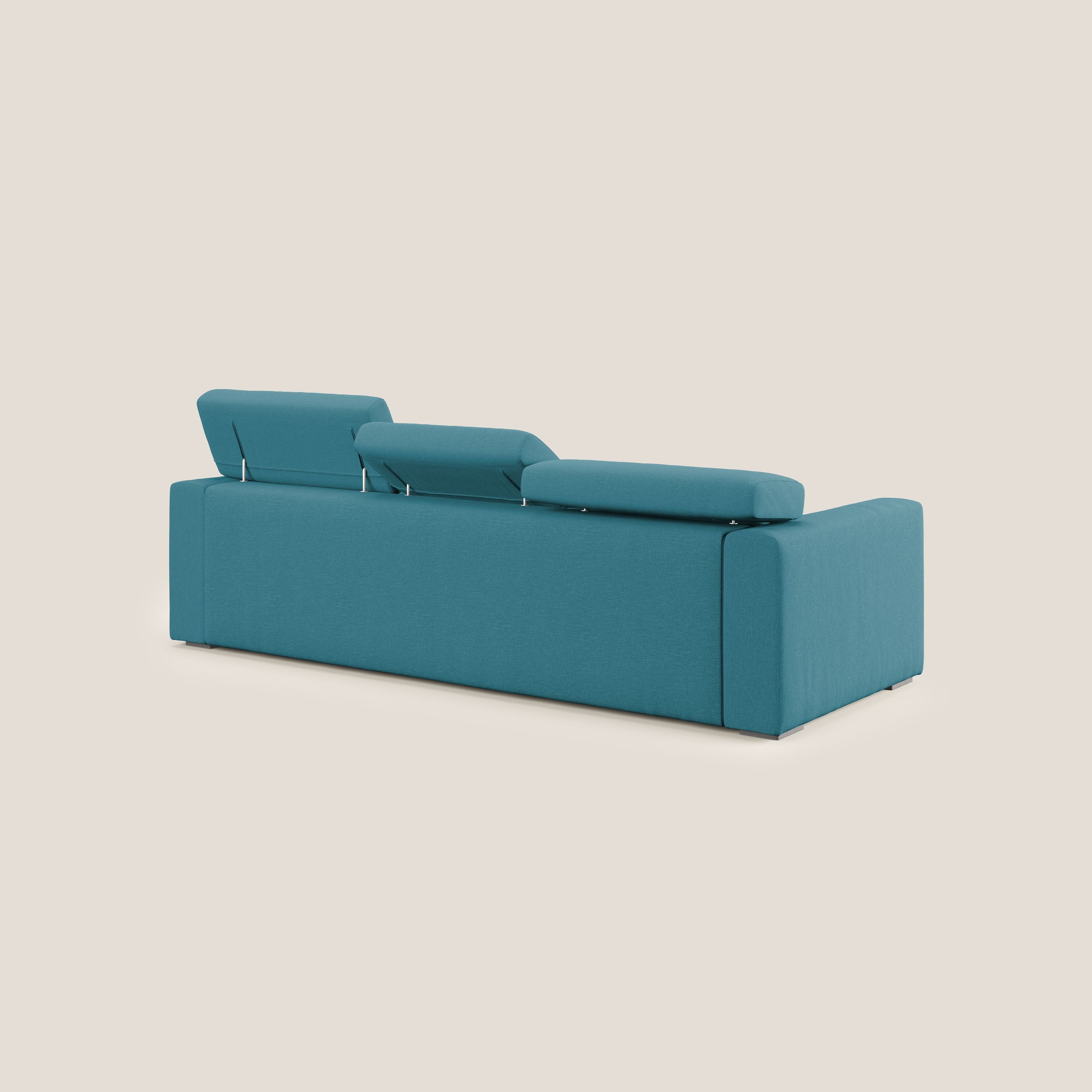 Dylan divano a 3 sedute con pouf estraibile poggiapiedi in tessuto simil cotone impermeabile T13 azzurro - divani.store
