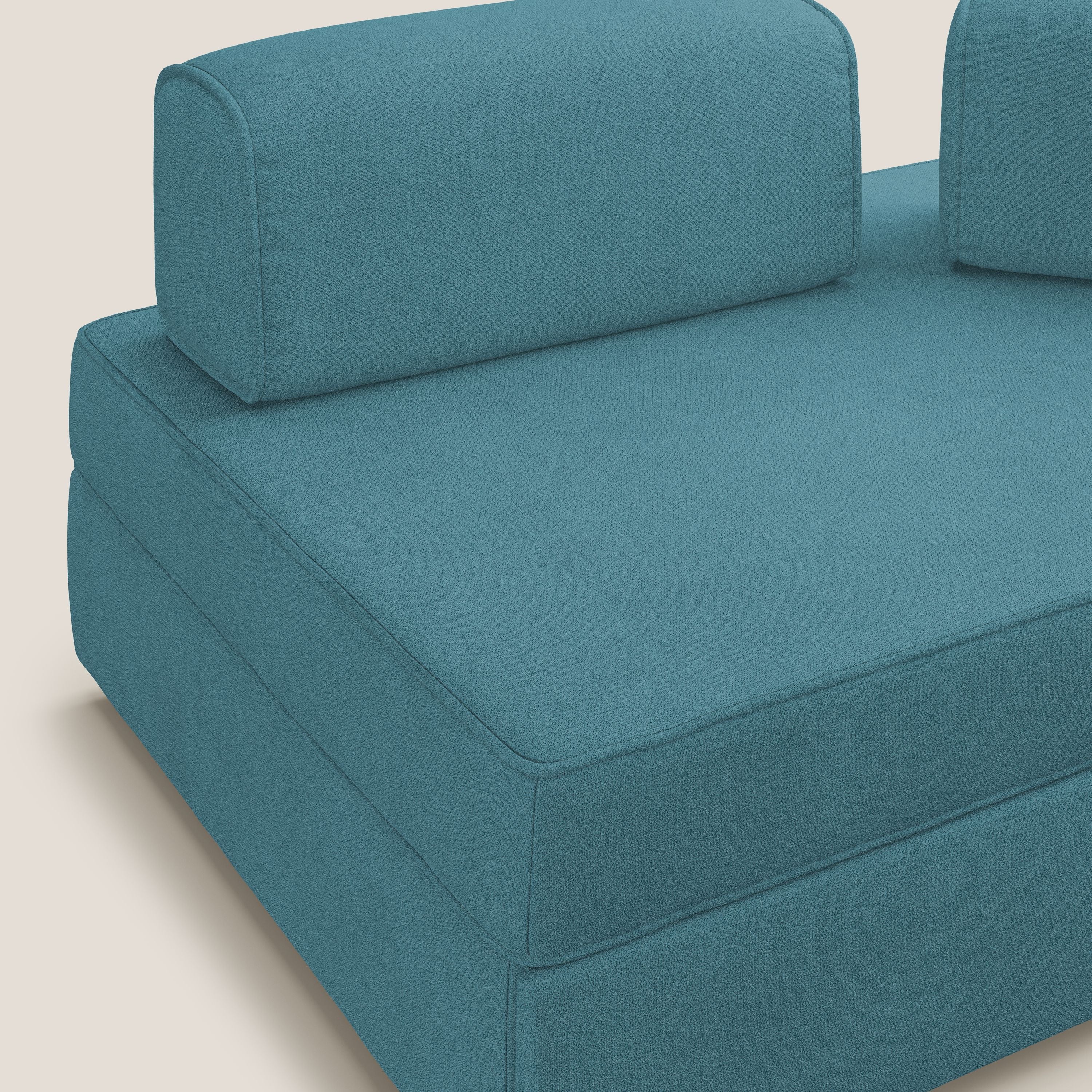 Liberty divano con pouf estraibile e schienali movibili in tessuto morbido impermeabile T02 azzurro - divani.store