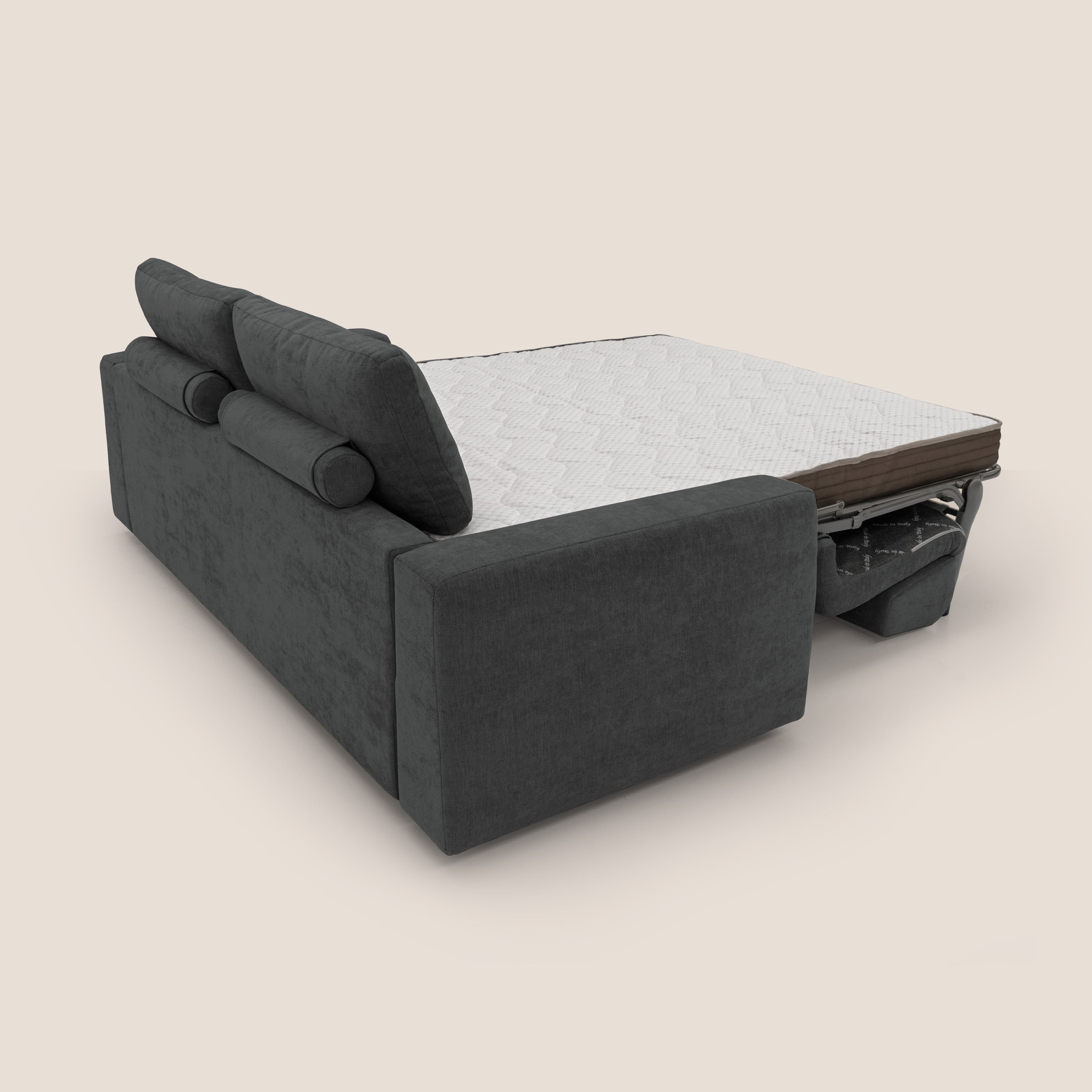 Freia Divano letto minimal materasso h15 cm con morbidi schienali in tessuto impermeabile T14 antracite - divani.store