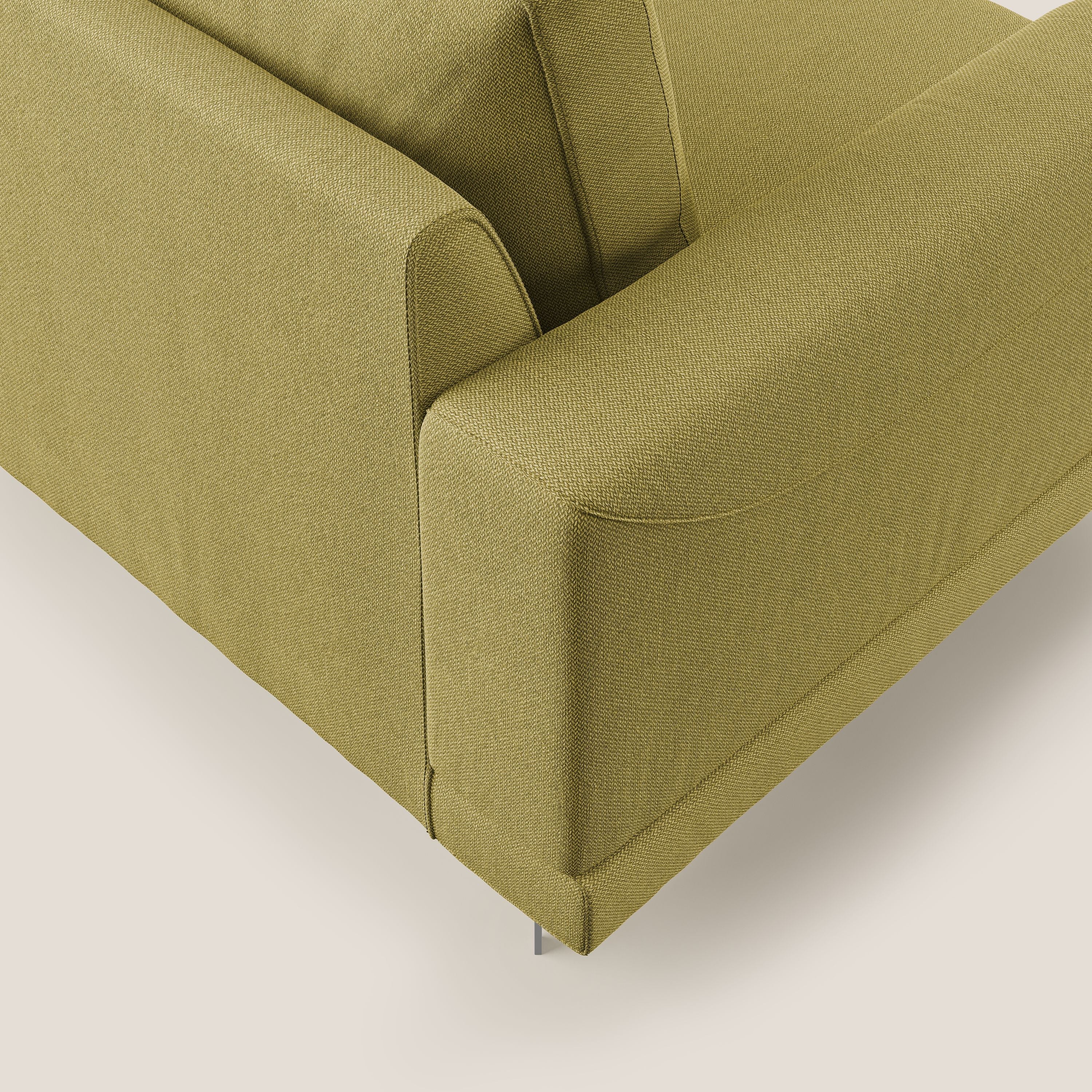 Dorian poltrona moderna in tessuto smacchiabile T05 giallo - divani.store