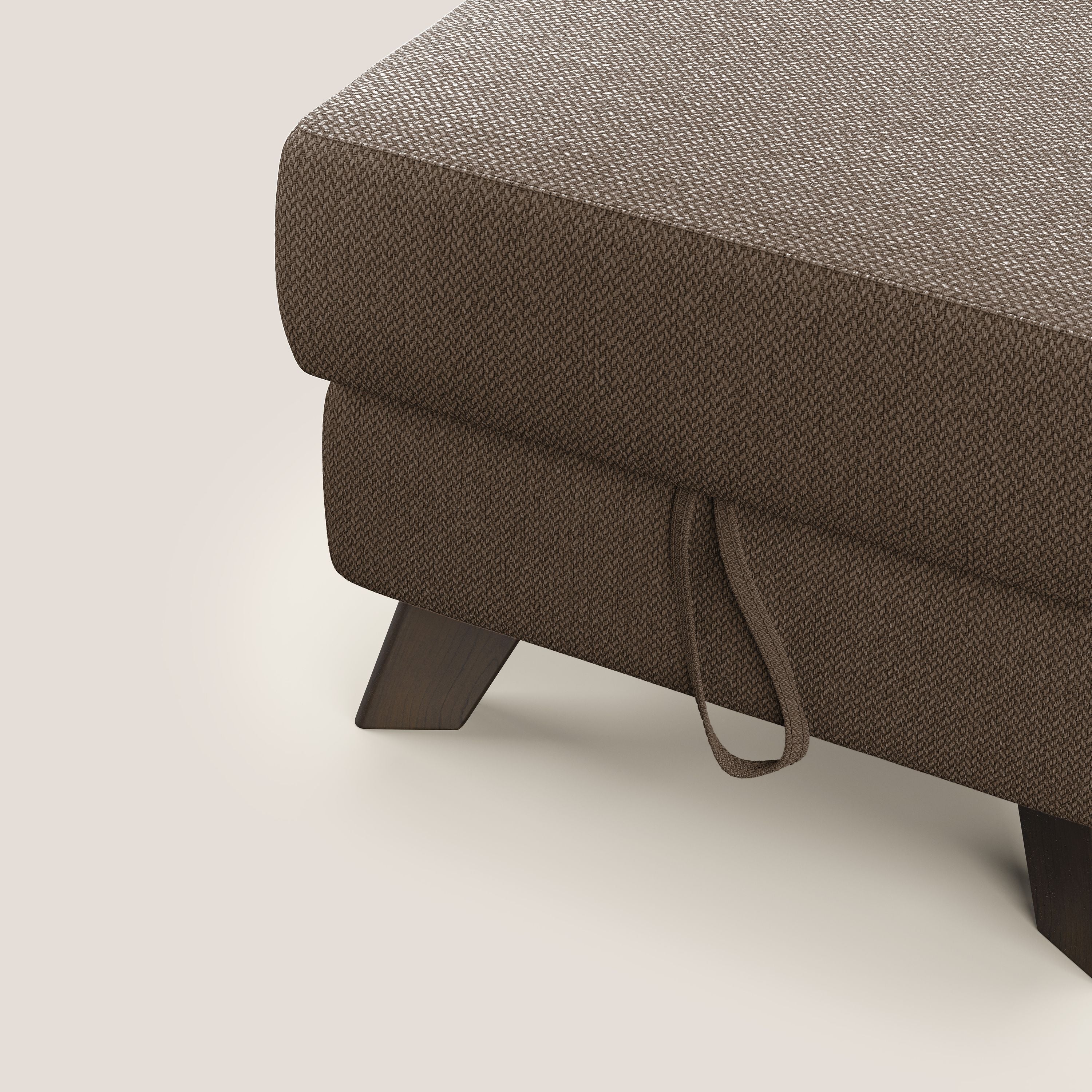 Moon Pouf contenitore e piedini alti in tessuto smacchiabile con acqua T05 marrone - divani.store