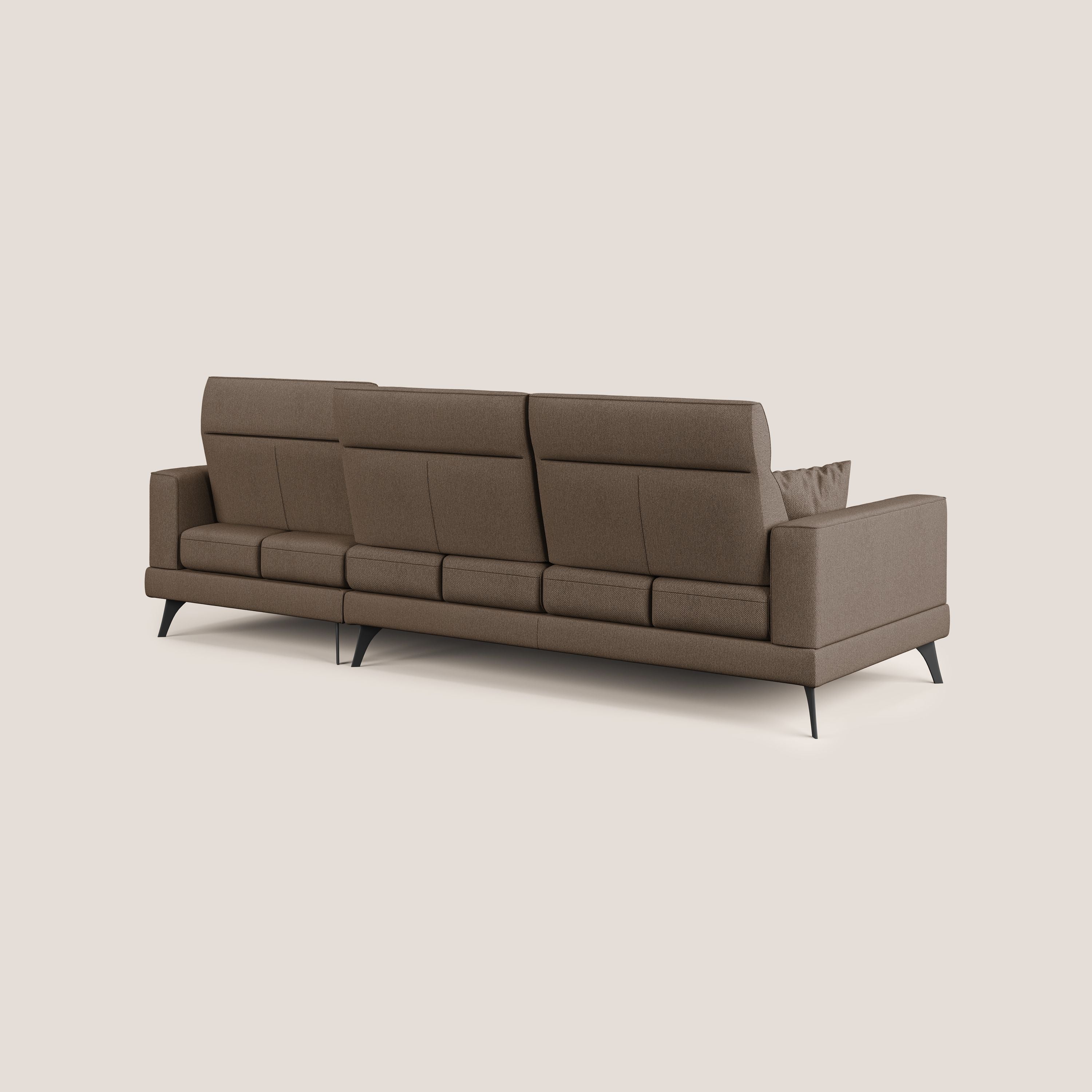 Slide Divano angolare con schienali traslanti e poggiatesta regolabili in tessuto smacchiabile T05 marrone - divani.store