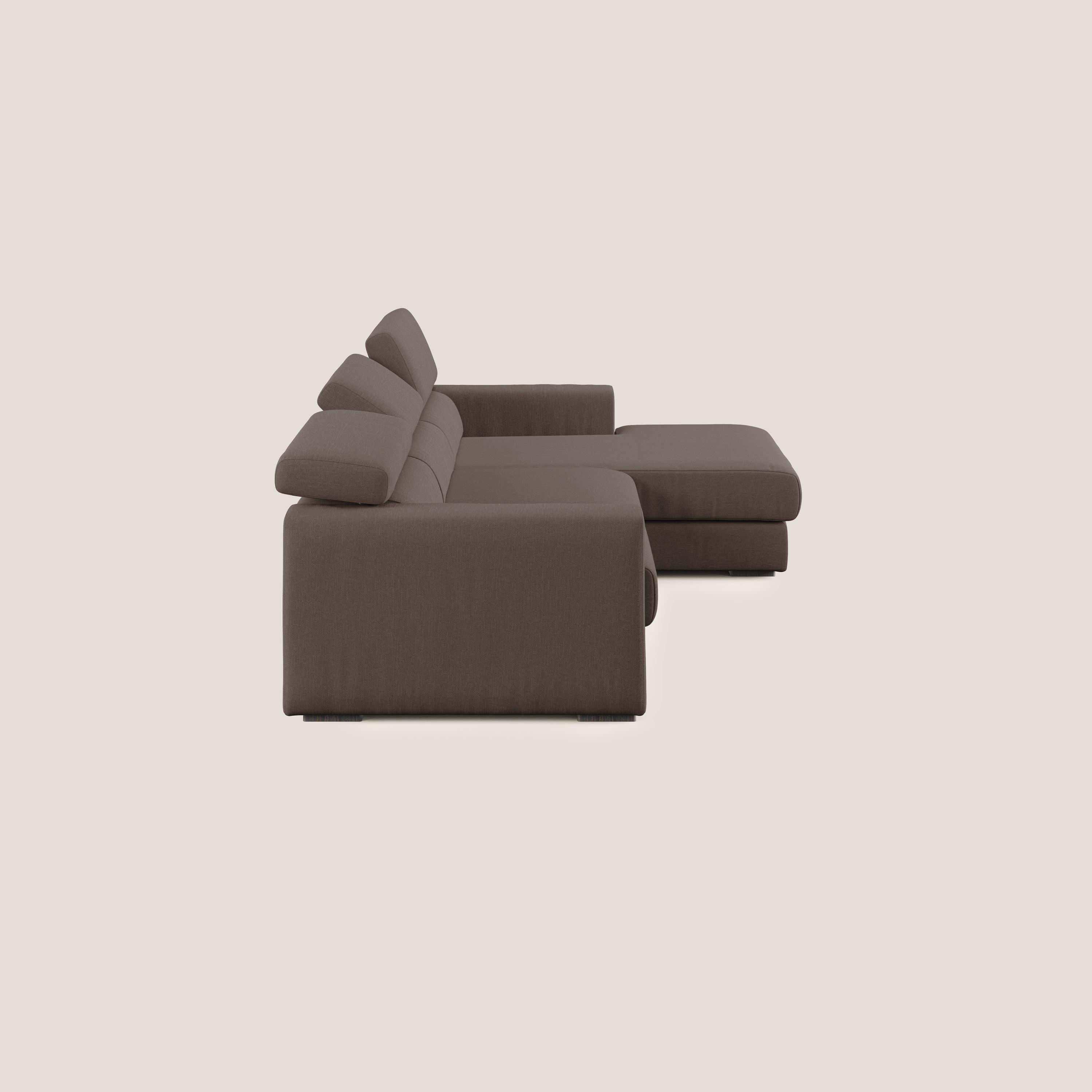 Dylan divano angolare con pouf estraibile poggiapiedi in tessuto simil cotone impermeabile T13 marrone - divani.store