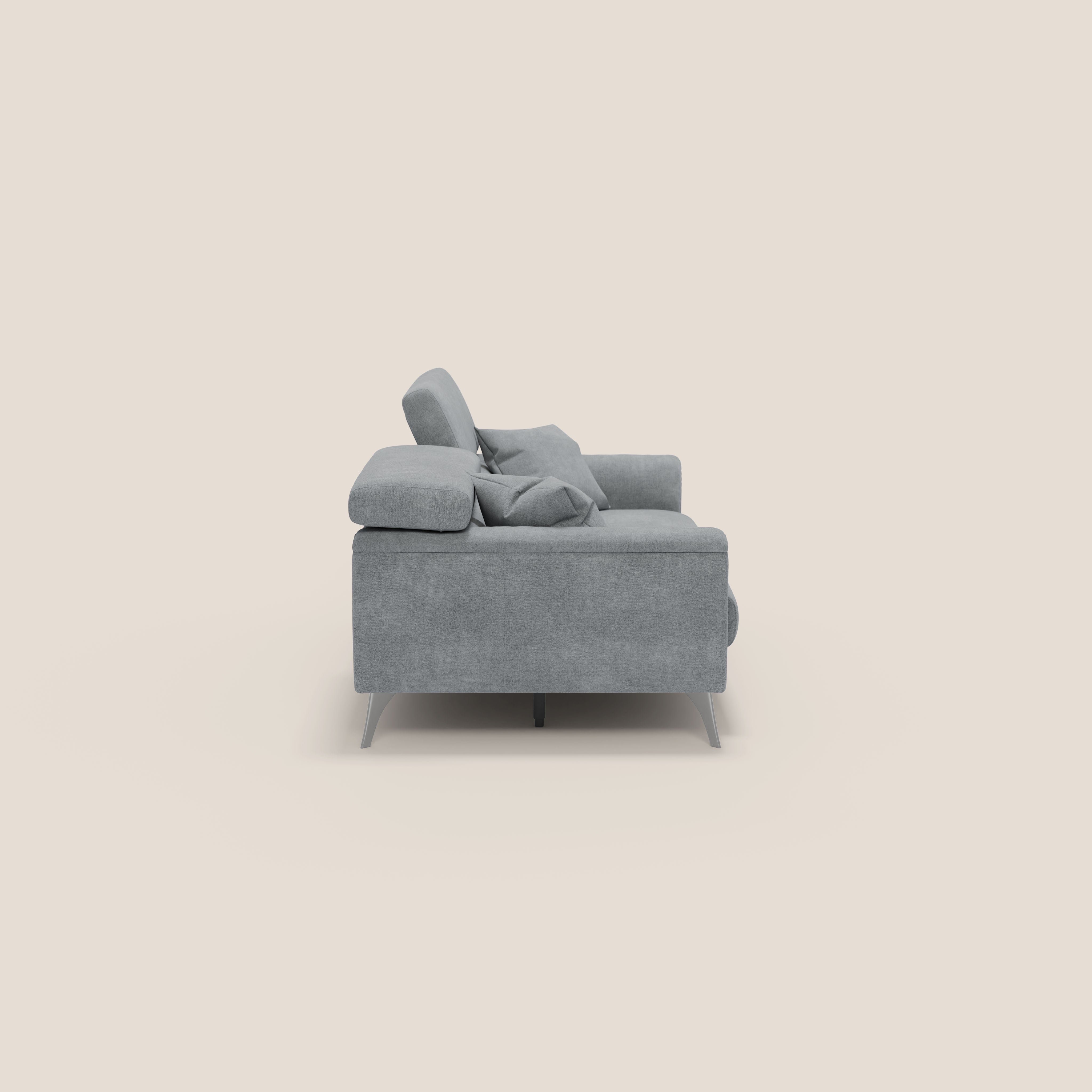 Caravaggio divano con sedute allungabili e poggiatesta reclinabili in tessuto impermeabile T02 grigio chiaro - divani.store