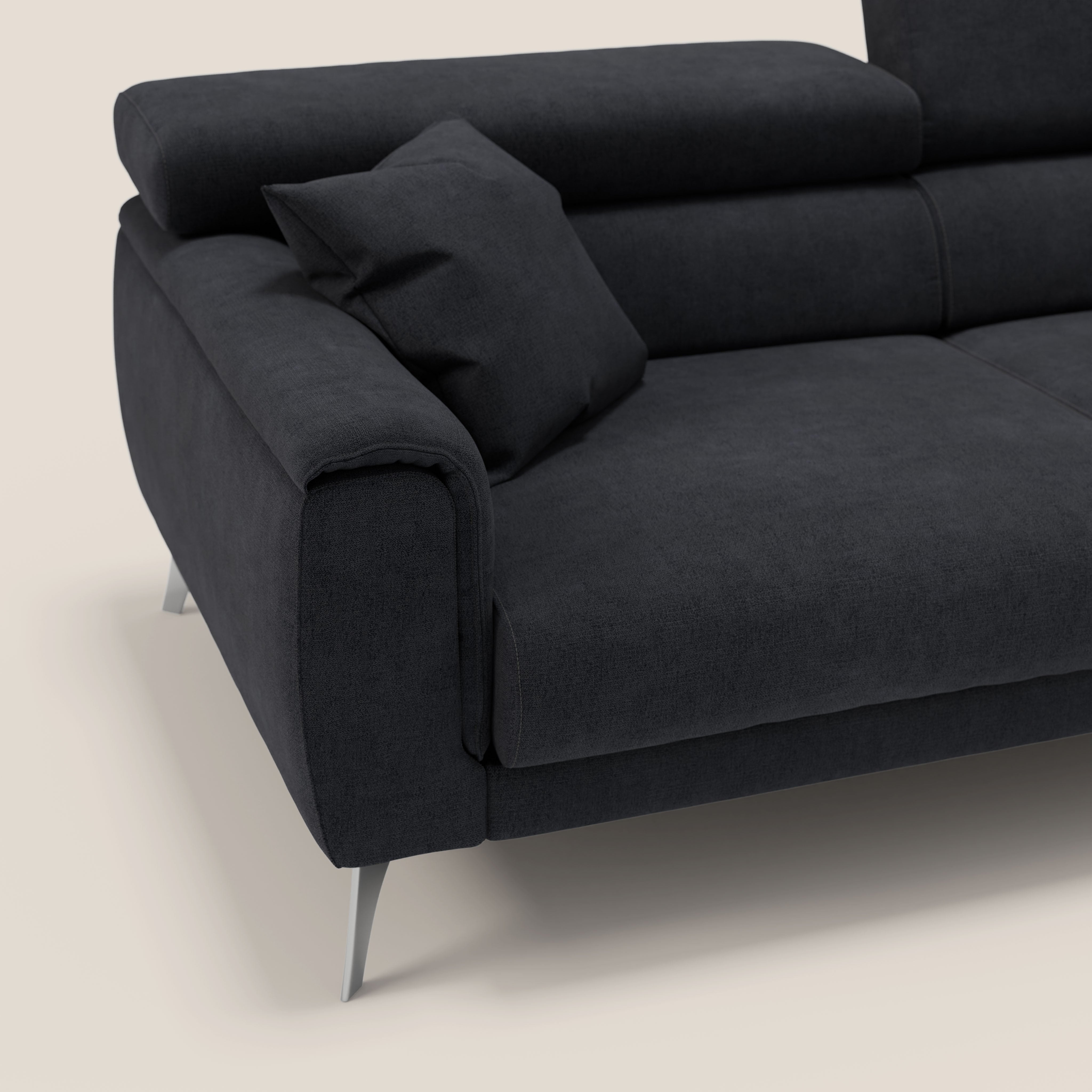 Caravaggio divano con sedute allungabili e poggiatesta reclinabili in tessuto impermeabile T02 nero - divani.store