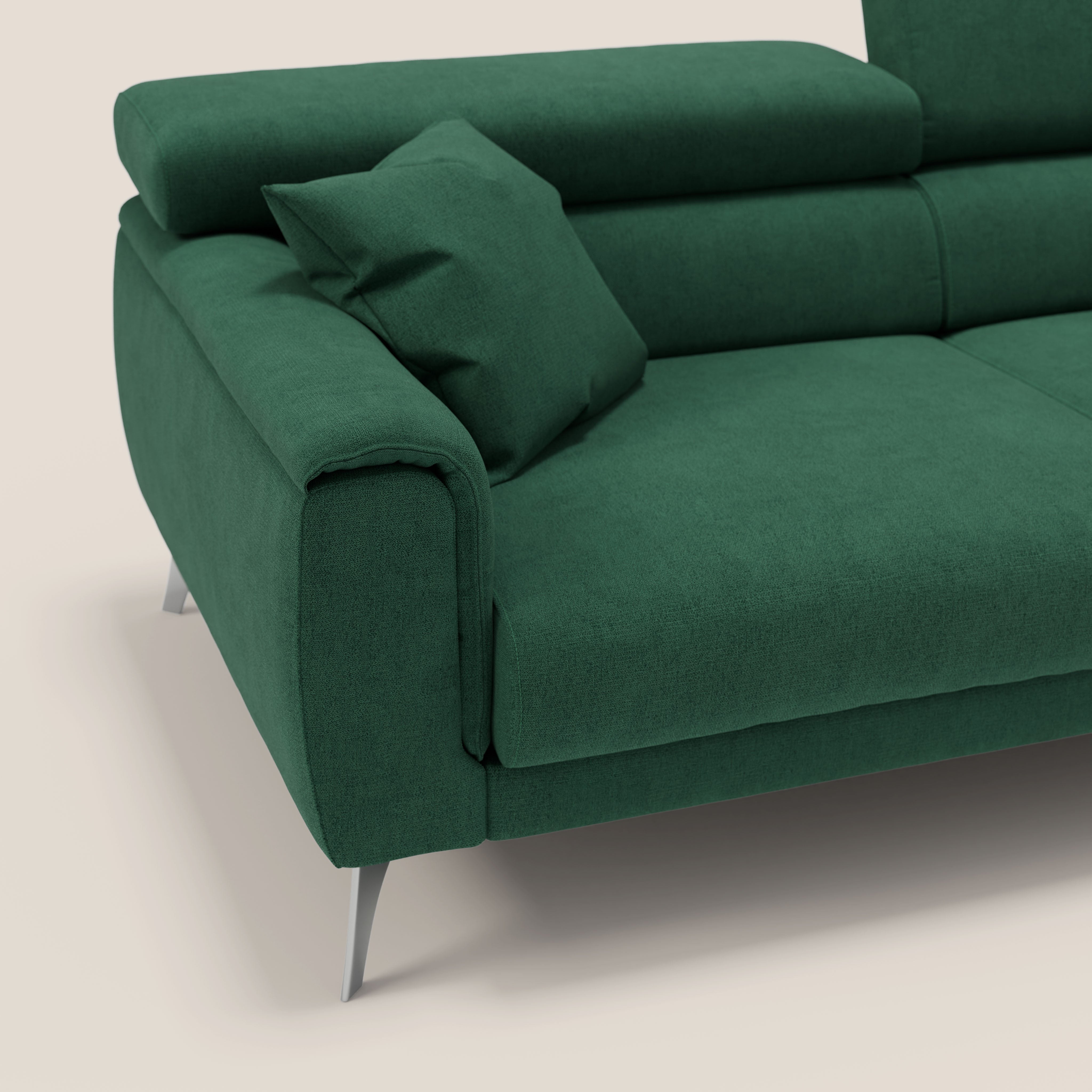 Caravaggio divano con sedute allungabili e poggiatesta reclinabili in tessuto impermeabile T02 verde - divani.store