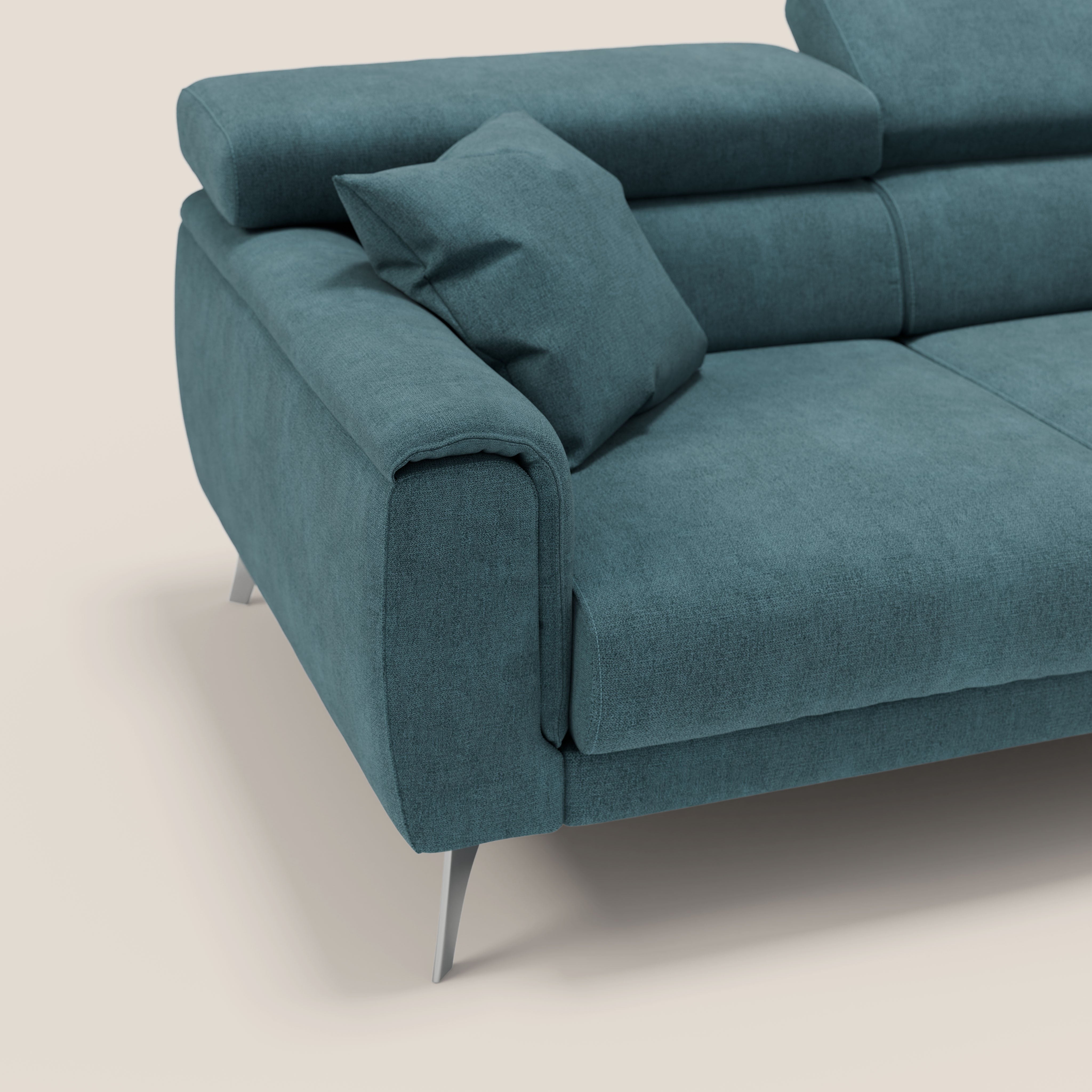 Caravaggio divano con 3 sedute allungabili indipendenti e poggiatesta reclinabili in tessuto impermeabile T02 petrolio - divani.store