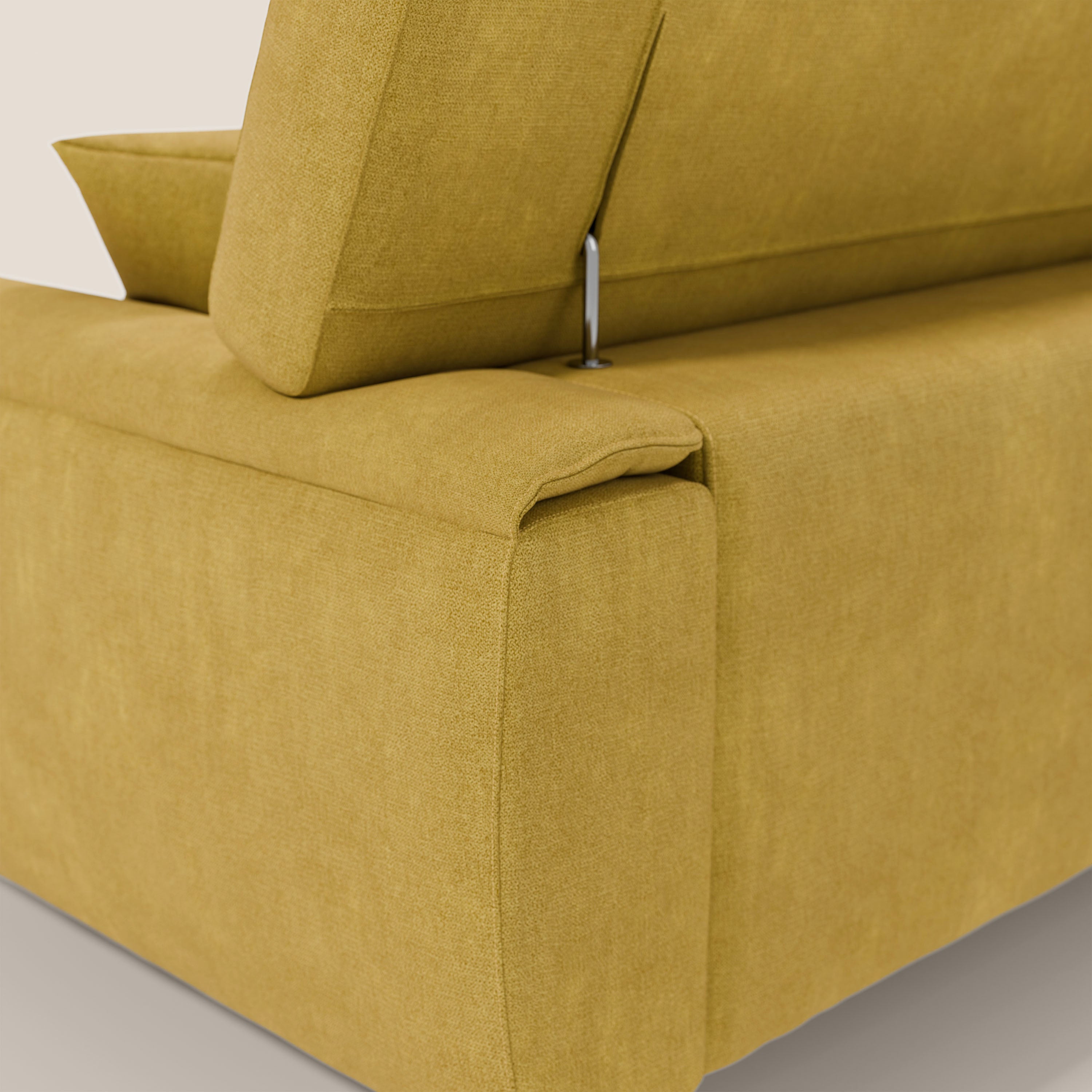 Caravaggio divano con sedute allungabili e poggiatesta reclinabili in tessuto impermeabile T02 giallo - divani.store