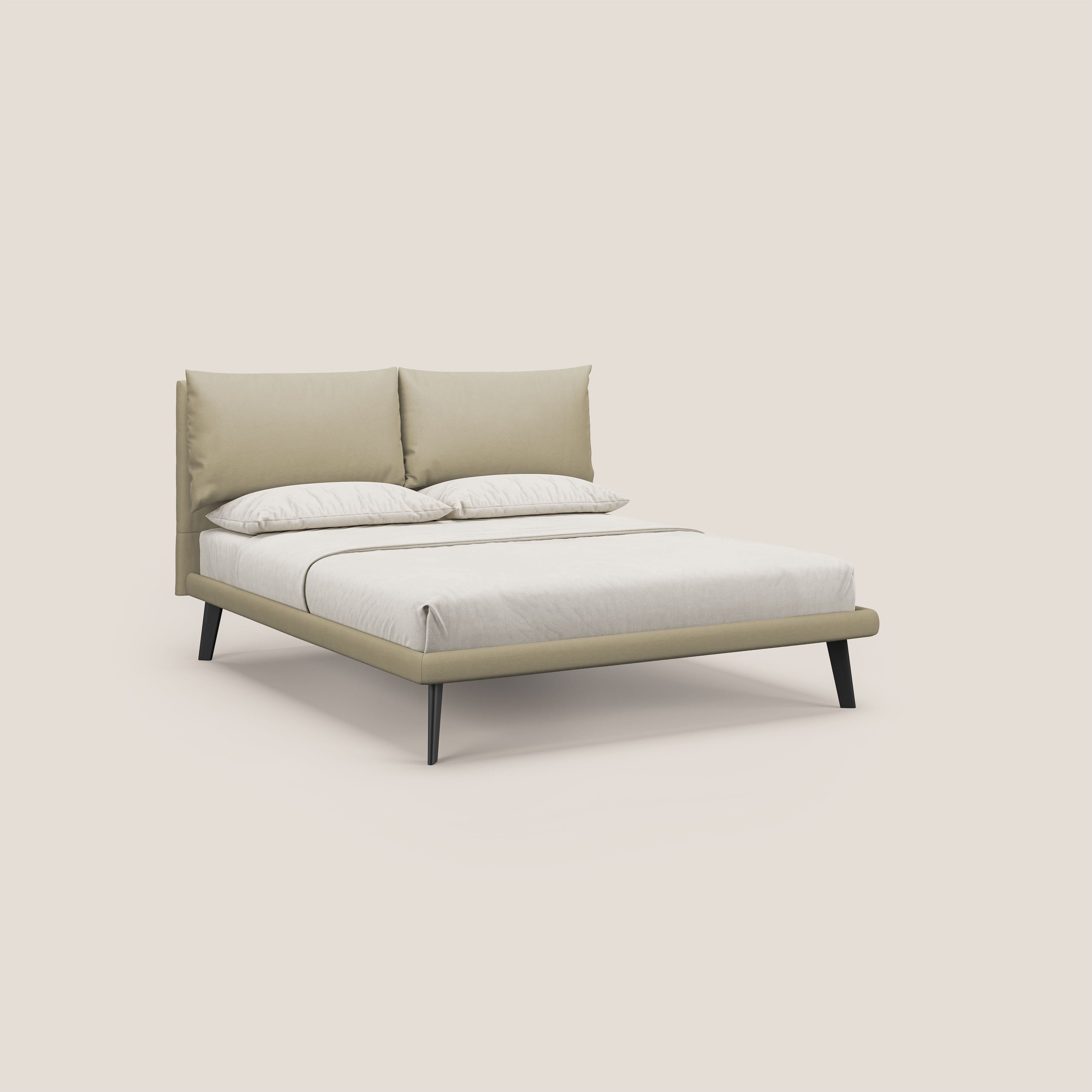 Astrid letto imbottito con piedi in legno in microfibra smacchiabile T11 panna - divani.store