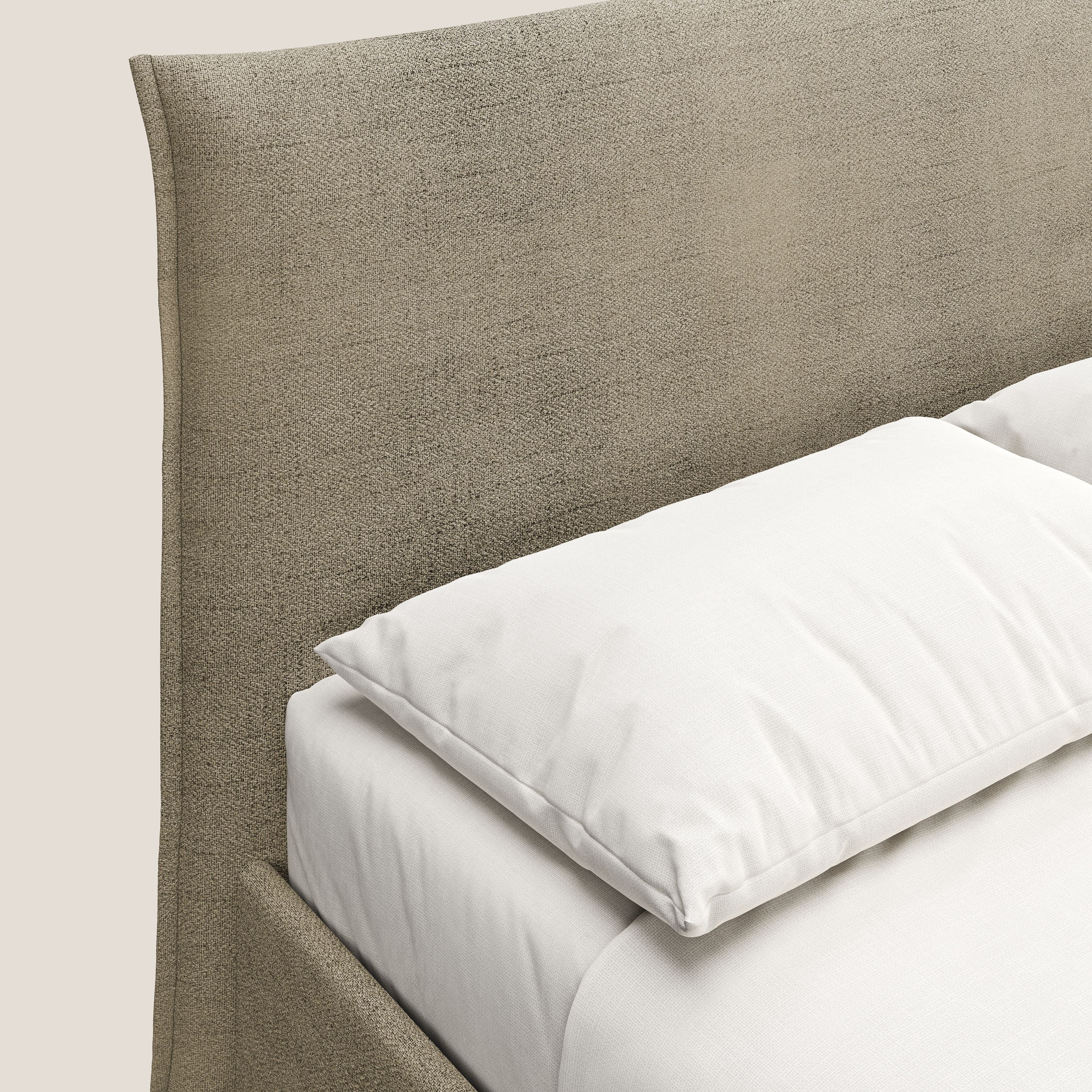 Audrey letto imbottito contenitore e sfoderabile in tessuto fiammato impermeabile T03 beige - divani.store