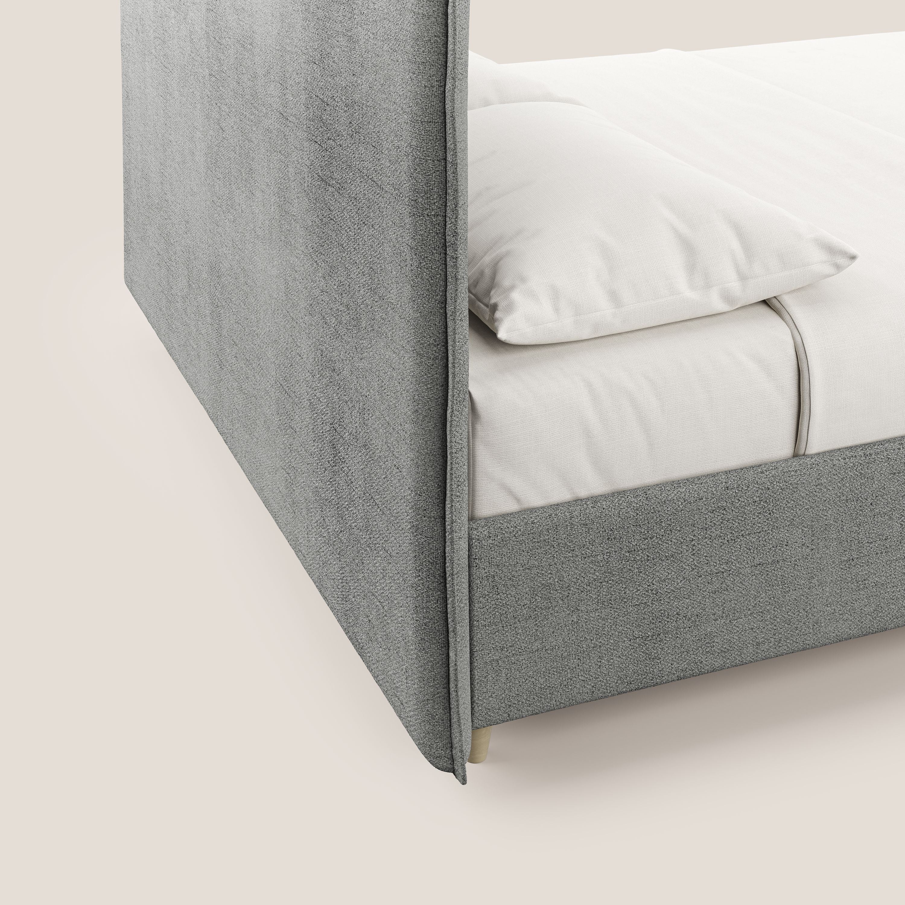 Audrey letto imbottito contenitore e sfoderabile in tessuto fiammato impermeabile T03 grigio chiaro - divani.store