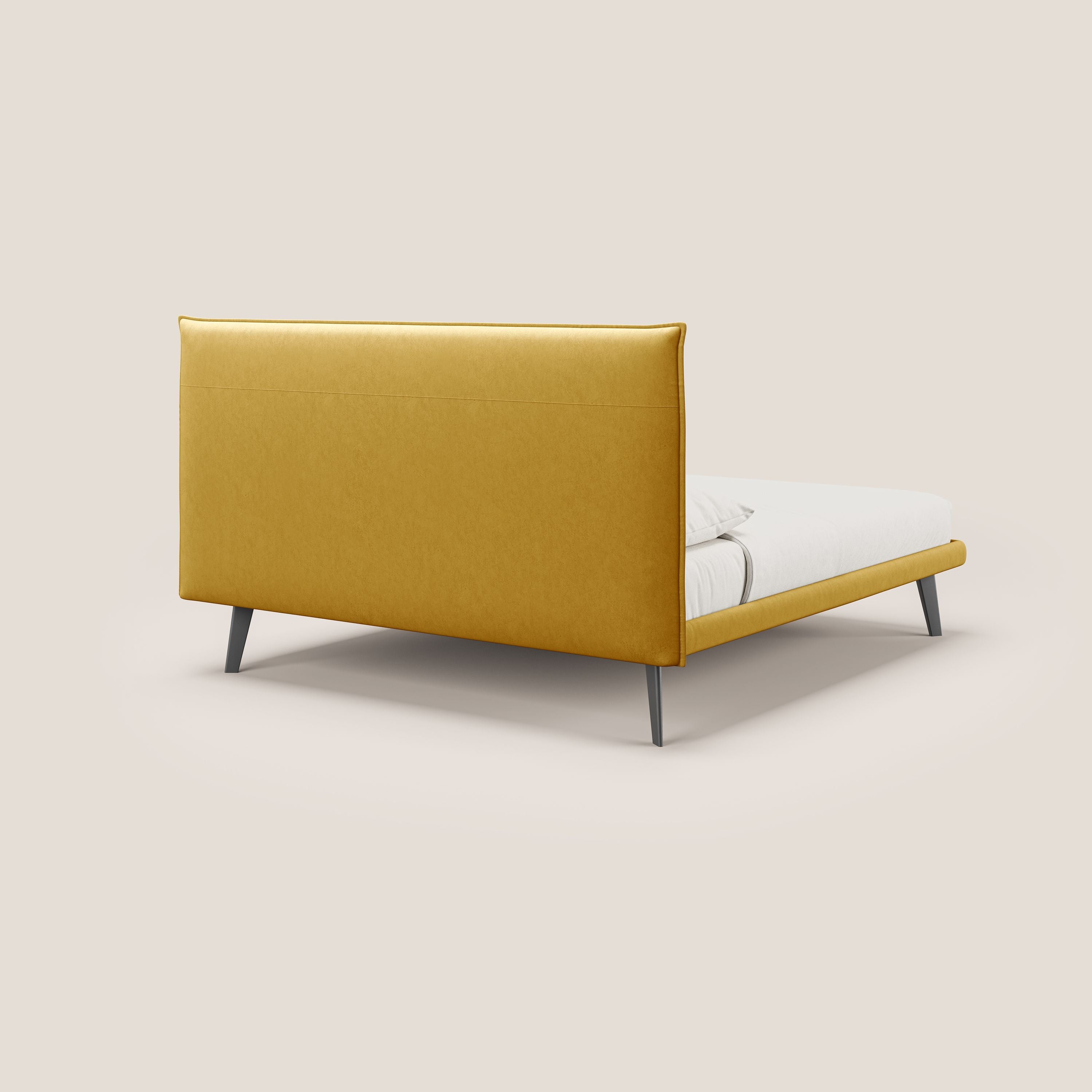 Brigitte letto con testata trapuntata piedi alti in mogano e tessuto impermeabile T09 giallo - divani.store