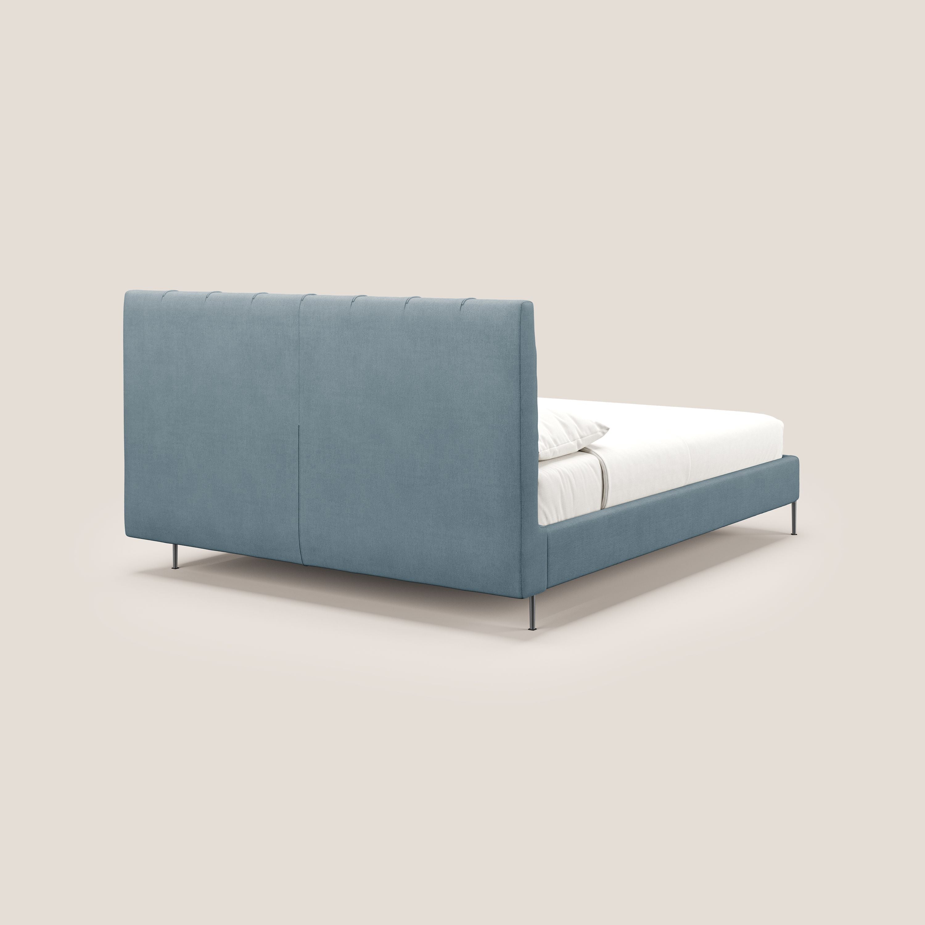 Calliope letto imbottito piedini alti completamente sfoderabile in tessuto smacchiabile T17 carta da zucchero - divani.store