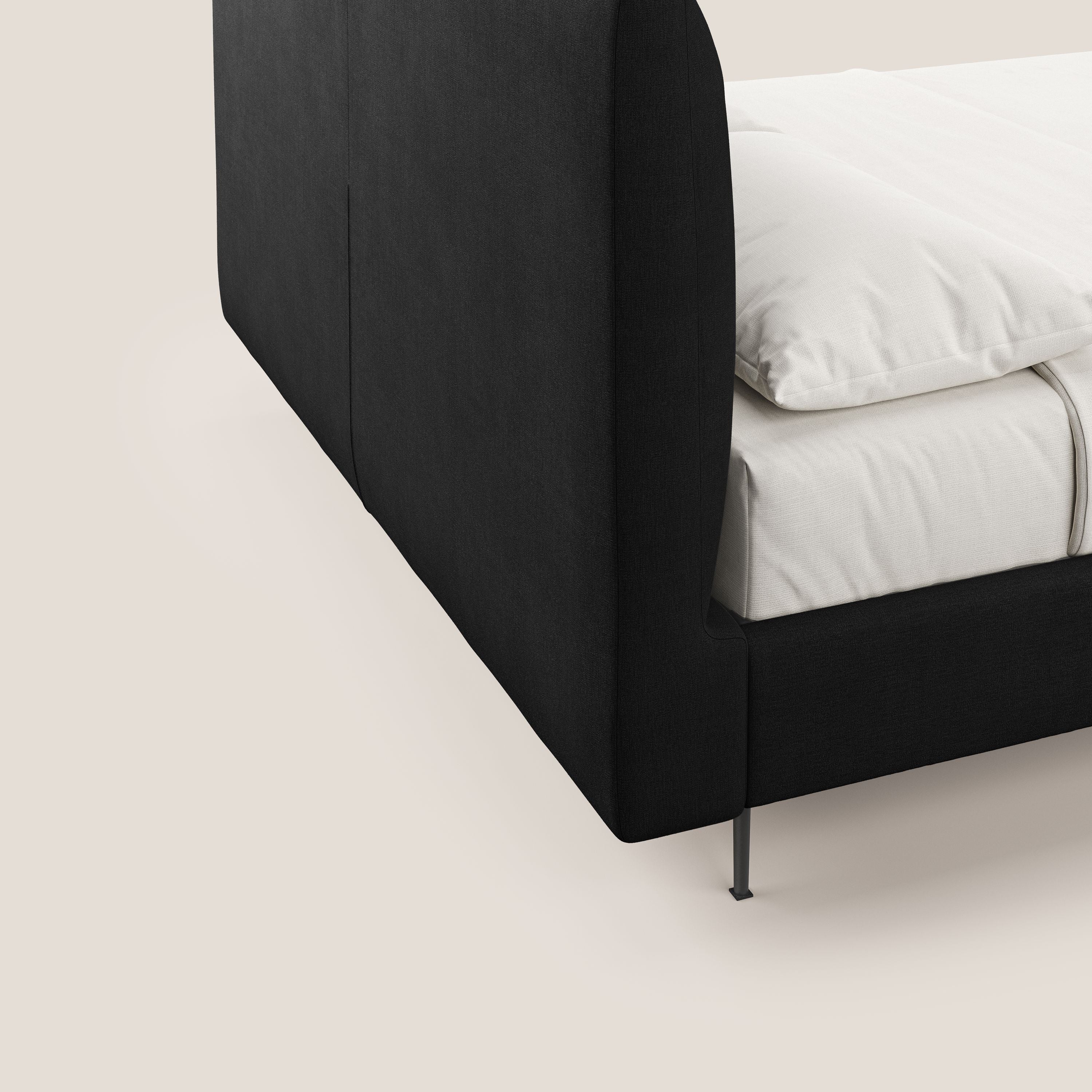 Calliope letto imbottito piedini alti completamente sfoderabile in tessuto smacchiabile T17 nero - divani.store