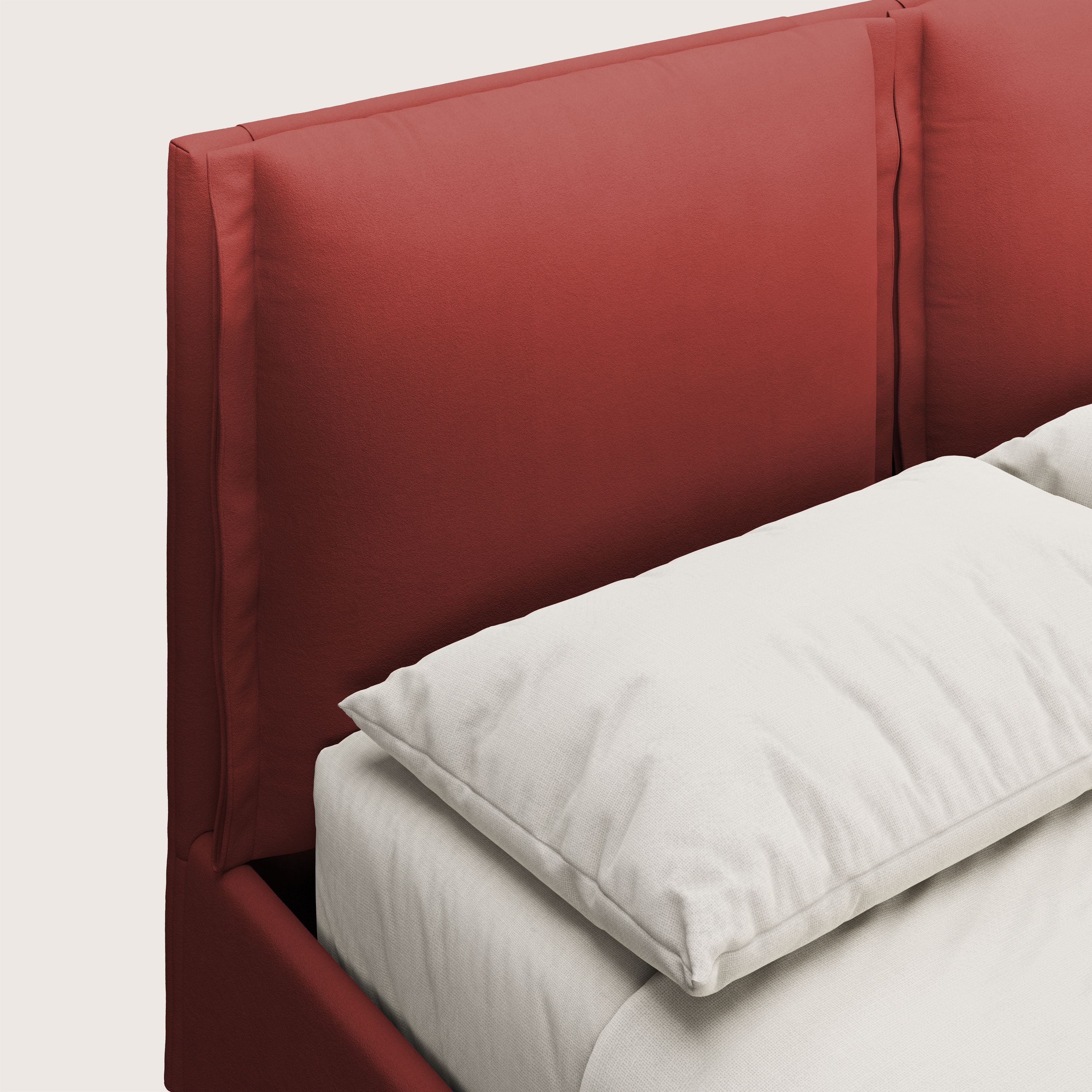 Emma letto contenitore con cuscini mobili in microfibra smacchiabile T11 rosso - divani.store