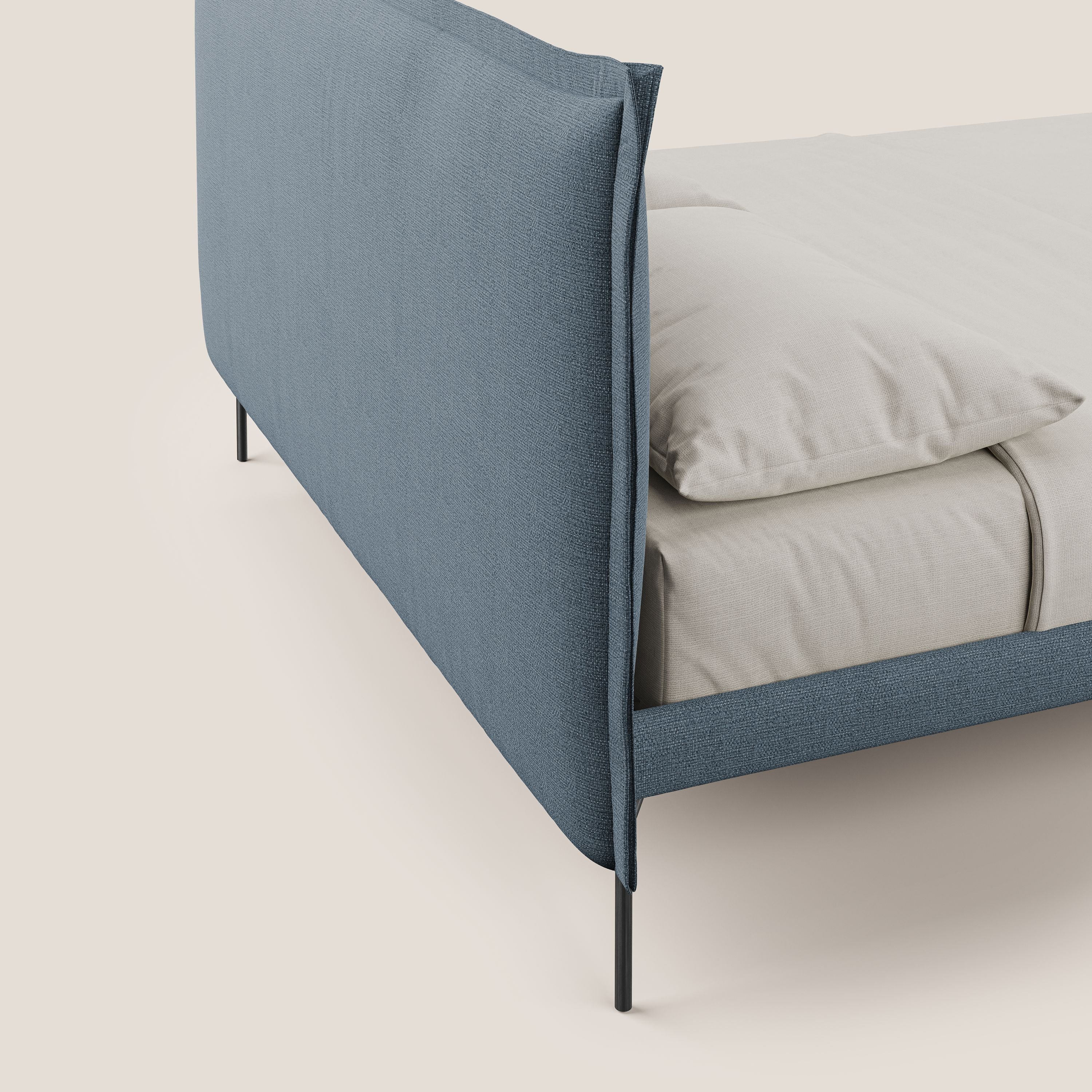 Eric letto imbottito design minimal in morbido tessuto impermeabile T14 carta da zucchero - divani.store