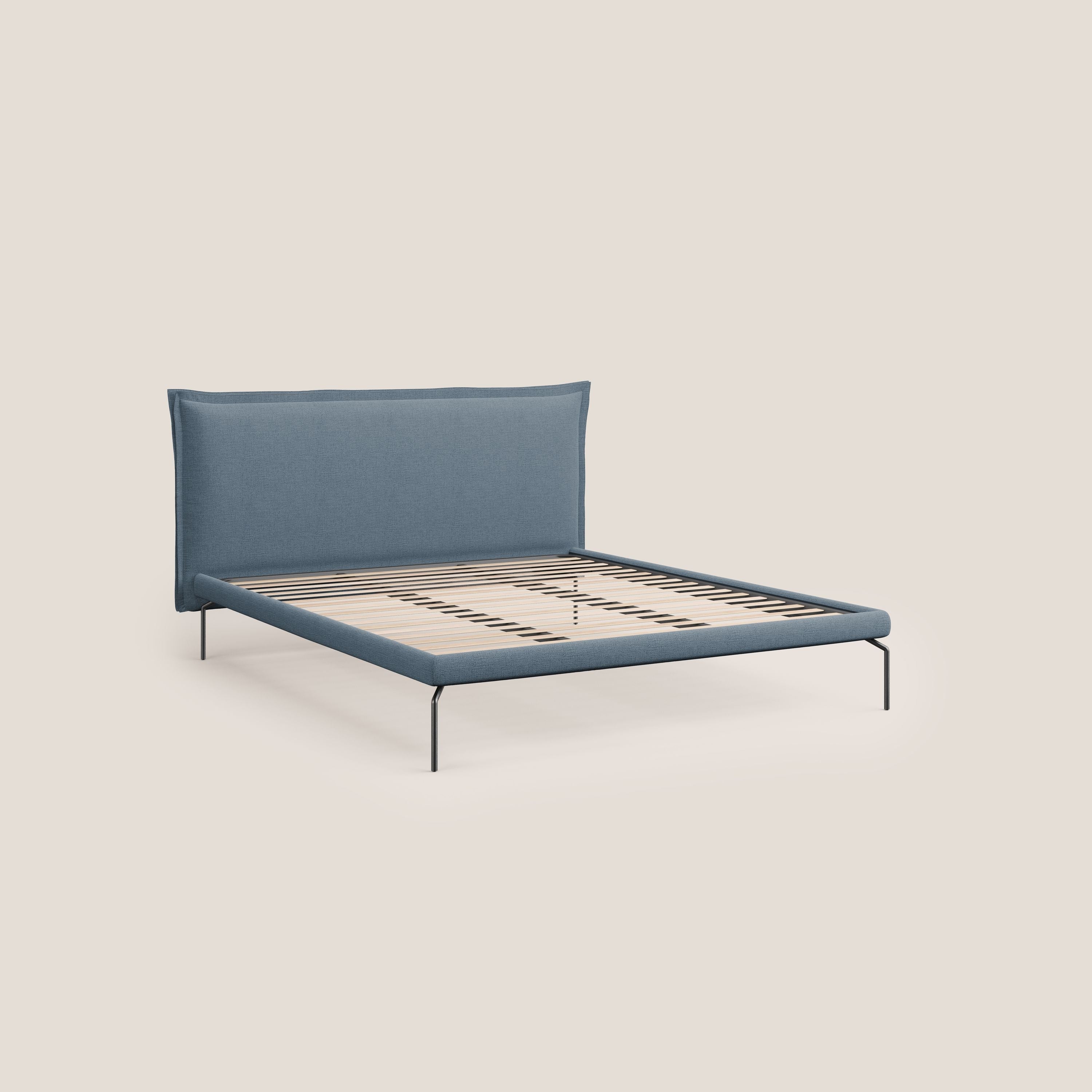 Eric letto imbottito design minimal in morbido tessuto impermeabile T14 carta da zucchero - divani.store
