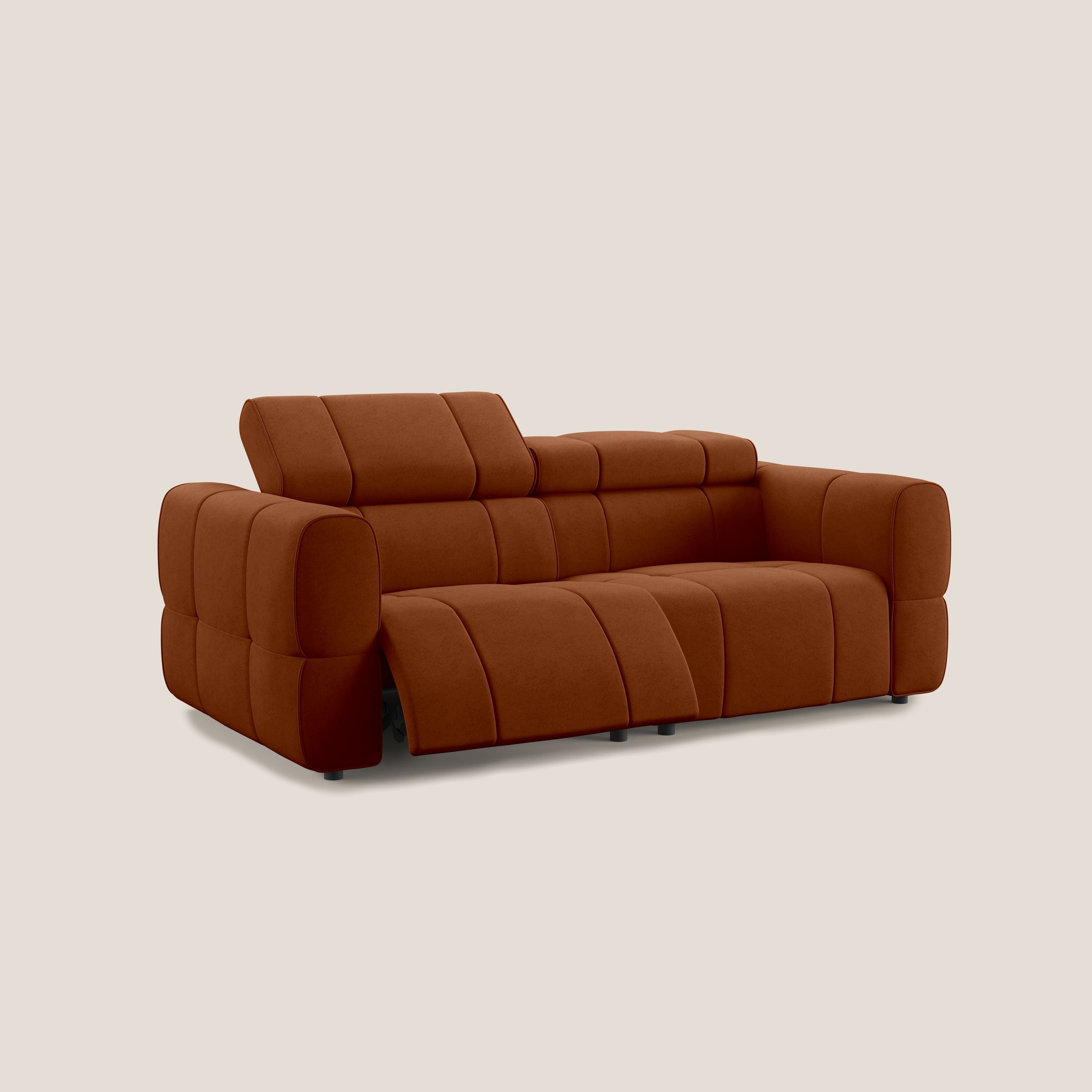 Giotto Divano modulare con opzione relax elettrico in microfibra effetto velluto impermeabile T09 ruggine - divani.store