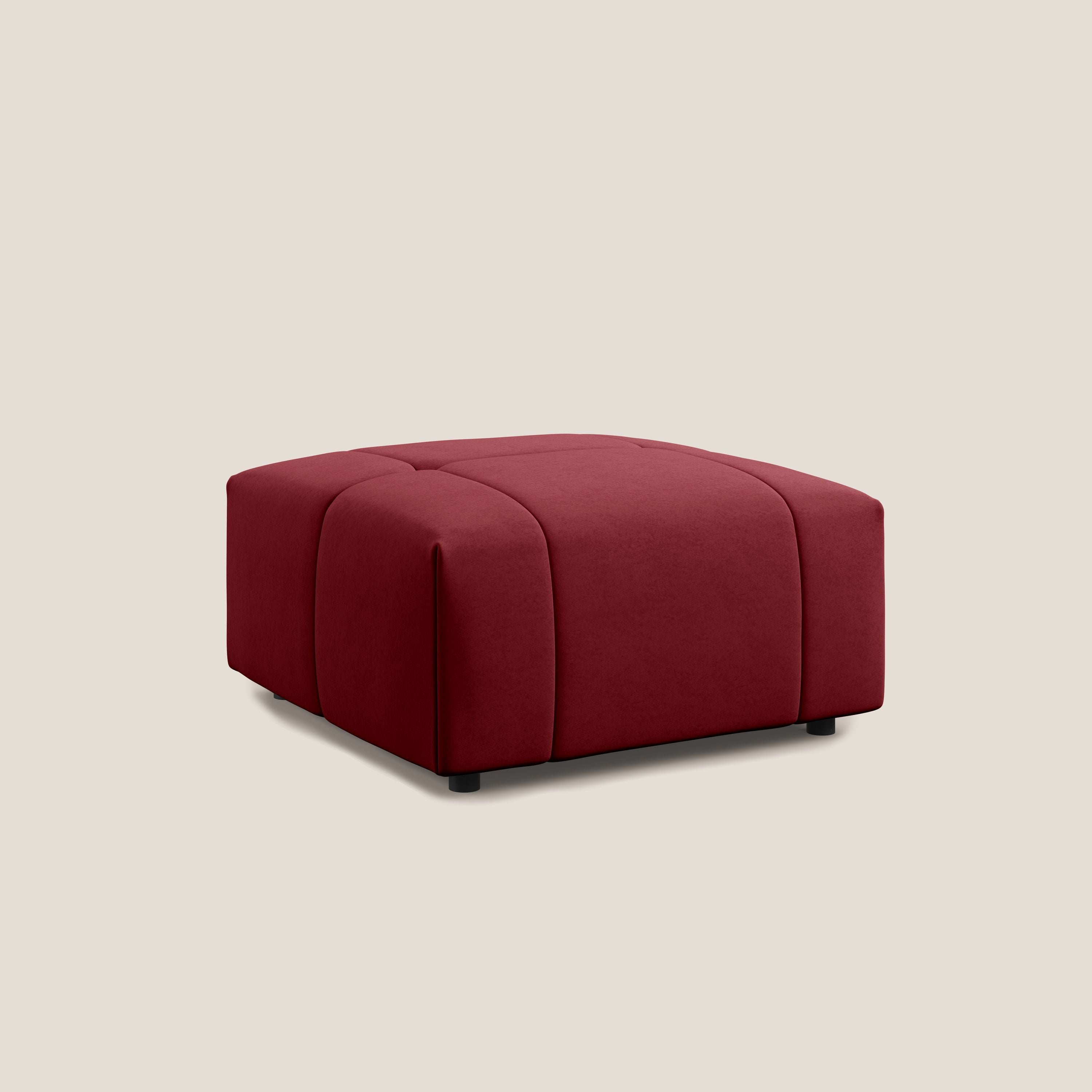 Giotto pouf in morbida microfibra effetto velluto impermeabile idrorepellente T09 rosso - divani.store