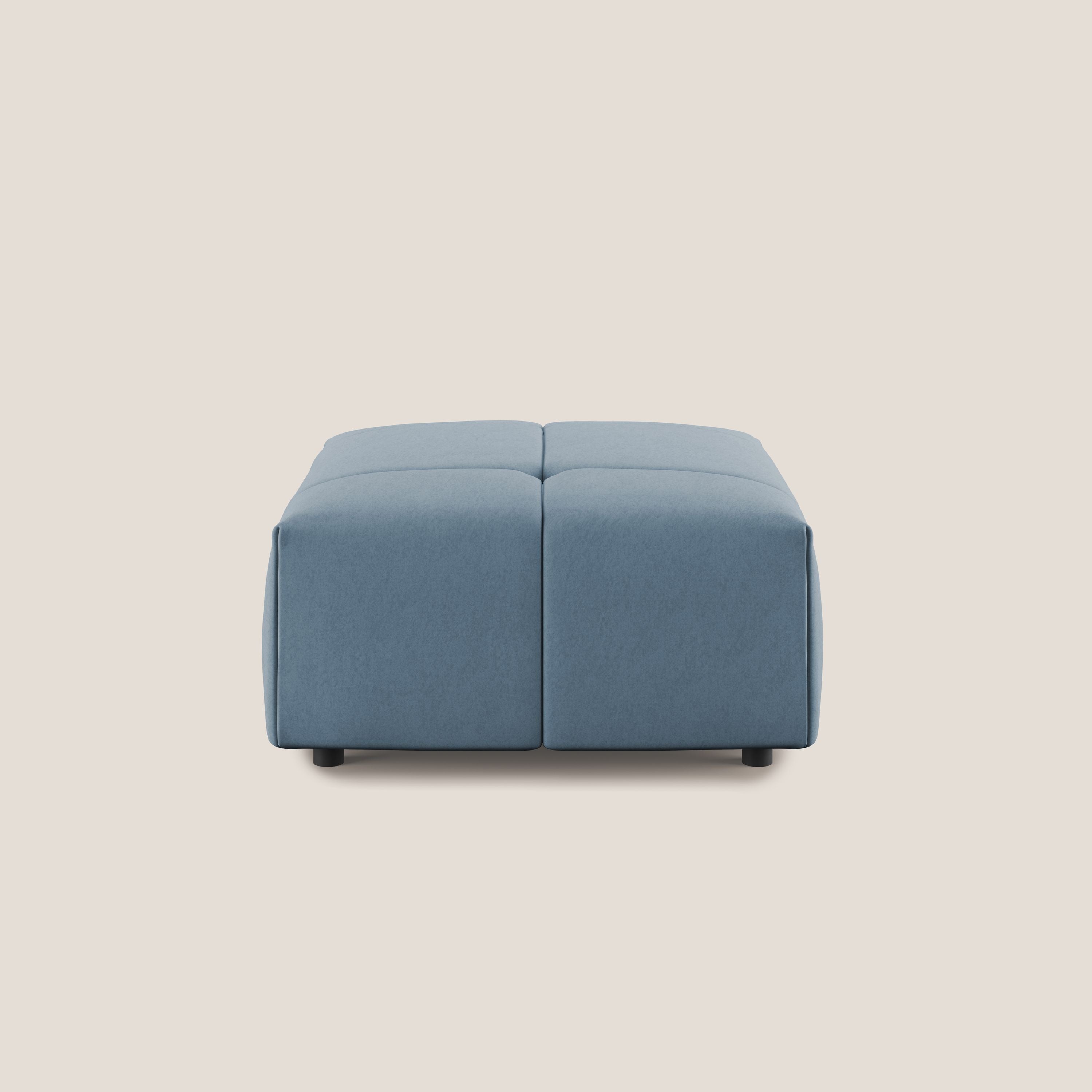 Giotto pouf in morbida microfibra effetto velluto impermeabile idrorepellente T09 carta da zucchero - divani.store