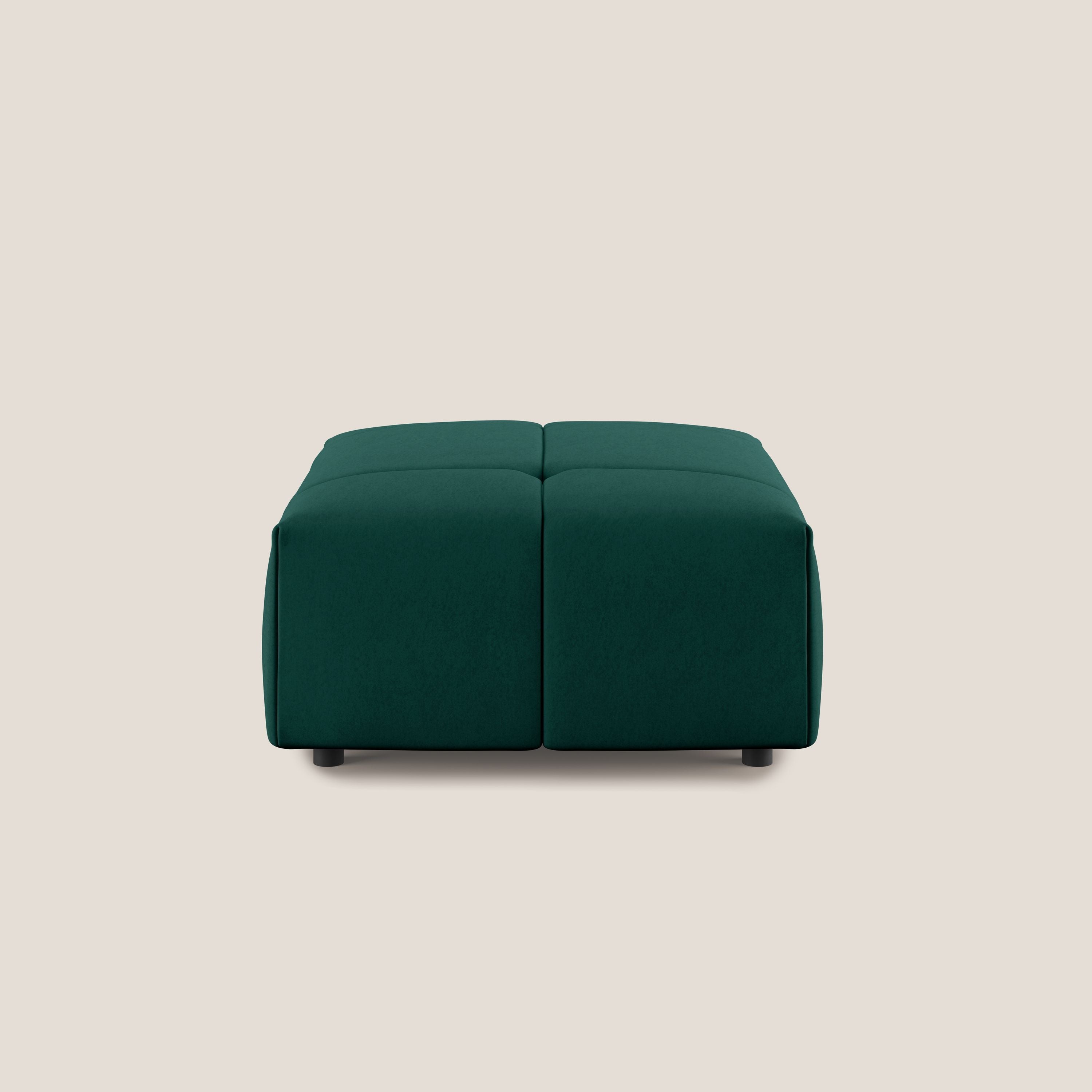 Giotto pouf in morbida microfibra effetto velluto impermeabile idrorepellente T09 verde - divani.store