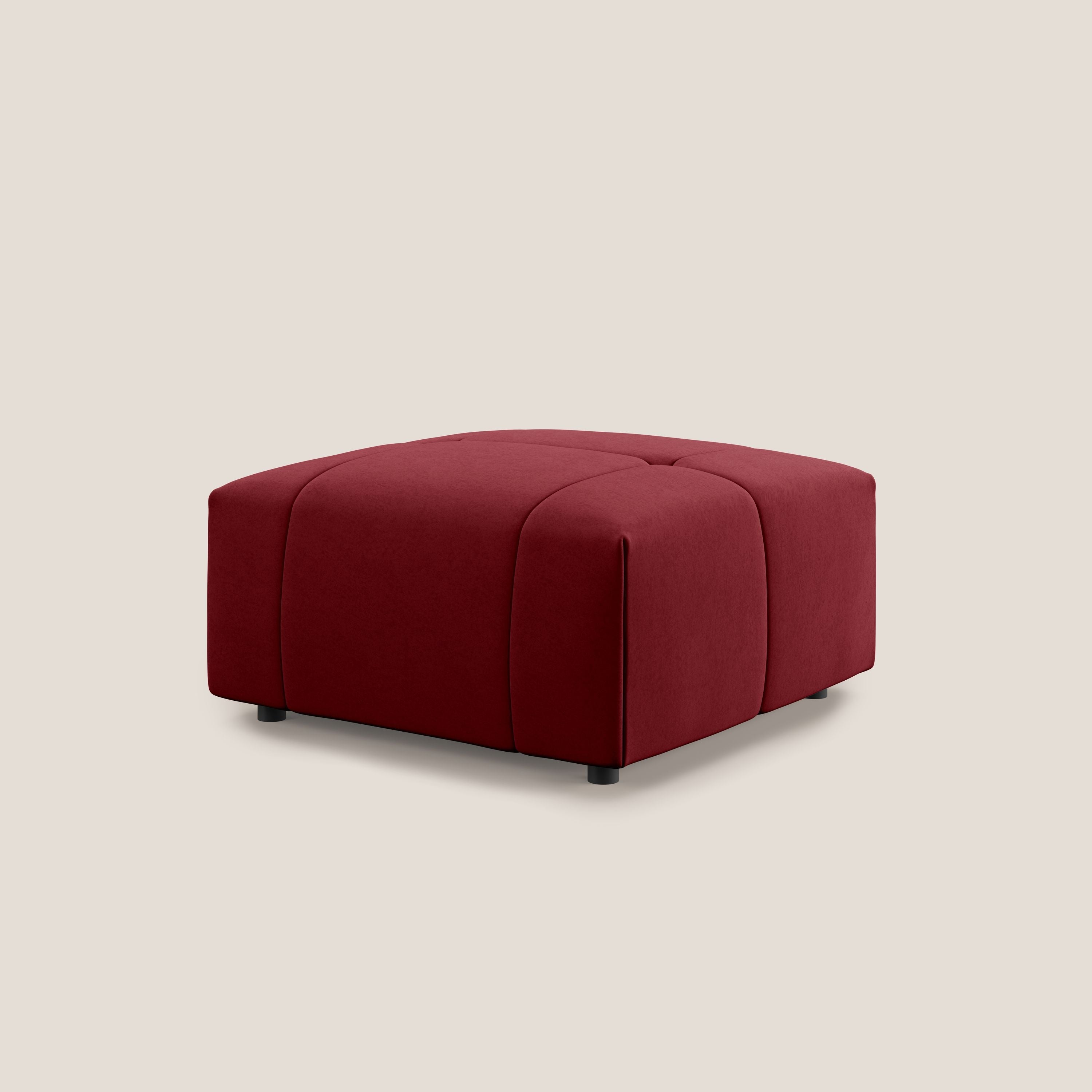 Giotto pouf in morbida microfibra effetto velluto impermeabile idrorepellente T09 rosso - divani.store