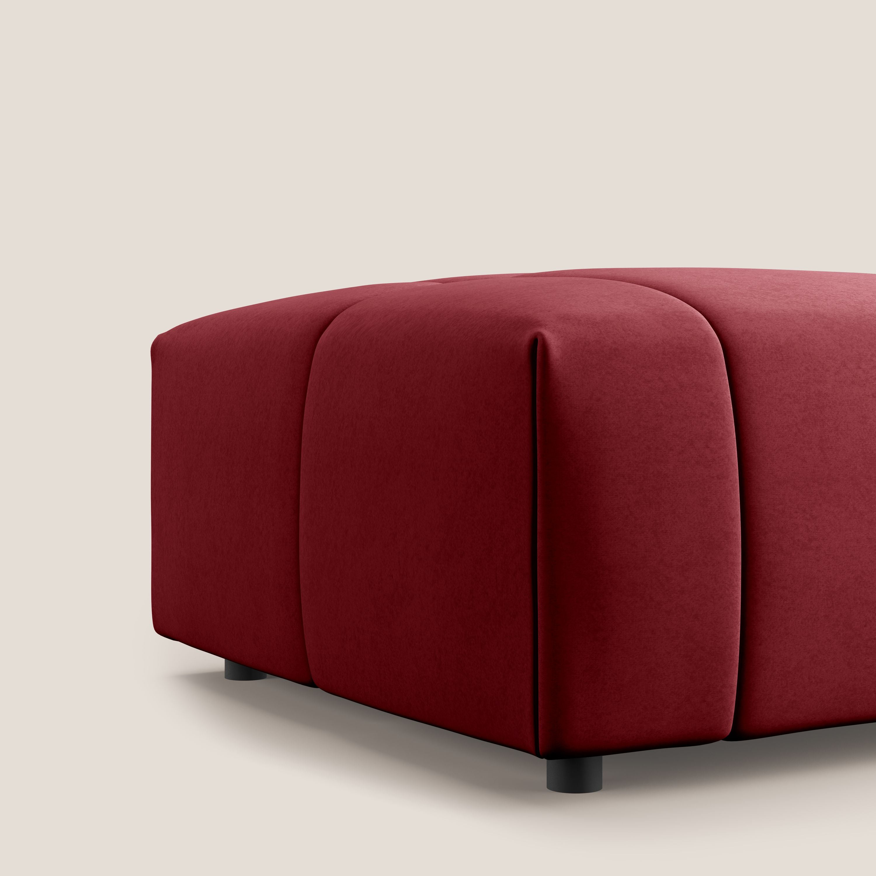 Giotto pouf in morbida microfibra effetto velluto impermeabile idrorepellente T09 rosso - divani.store