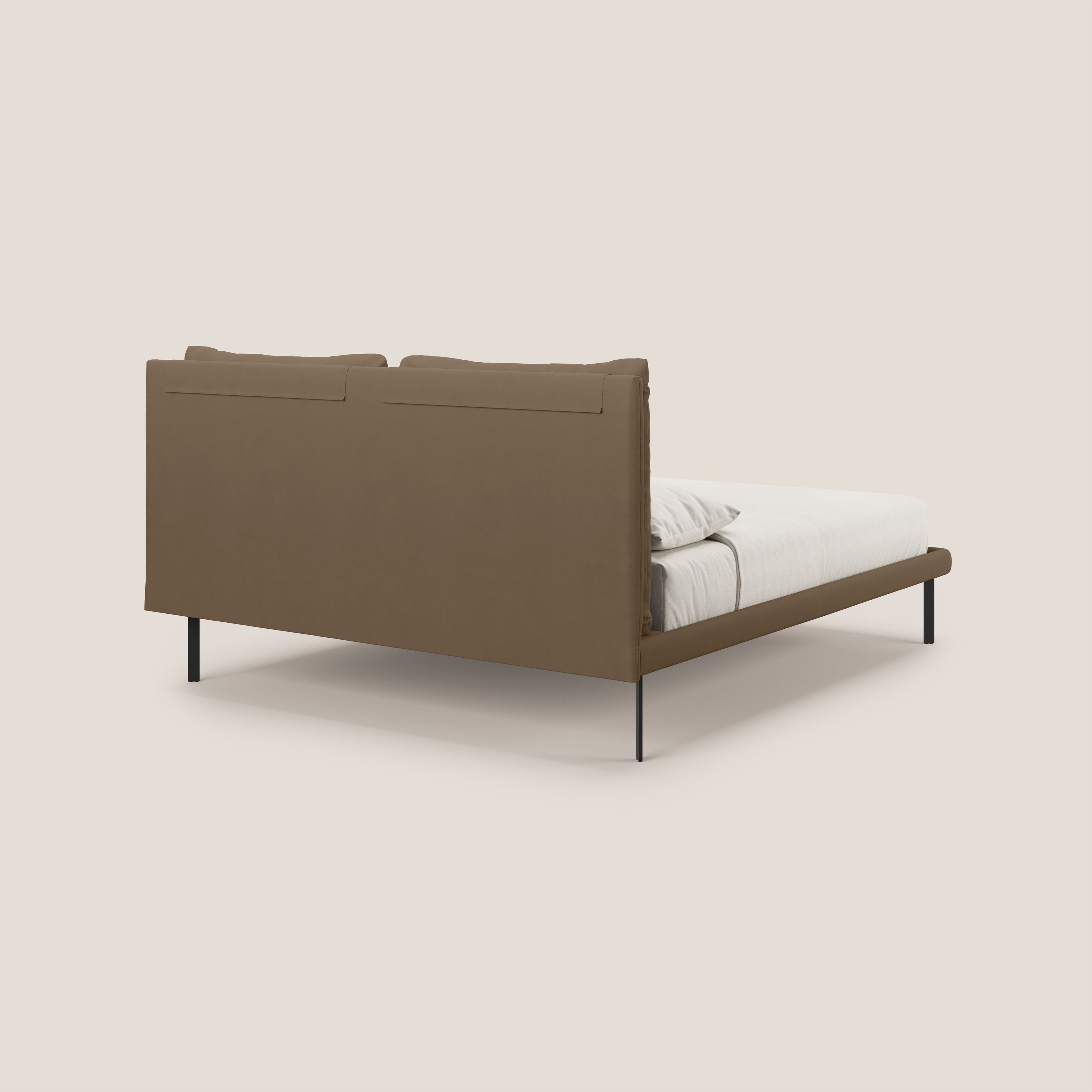 Giselle letto moderno con cuscini testata regolabili con tasche in microfibra impermeabile T11 marrone - divani.store