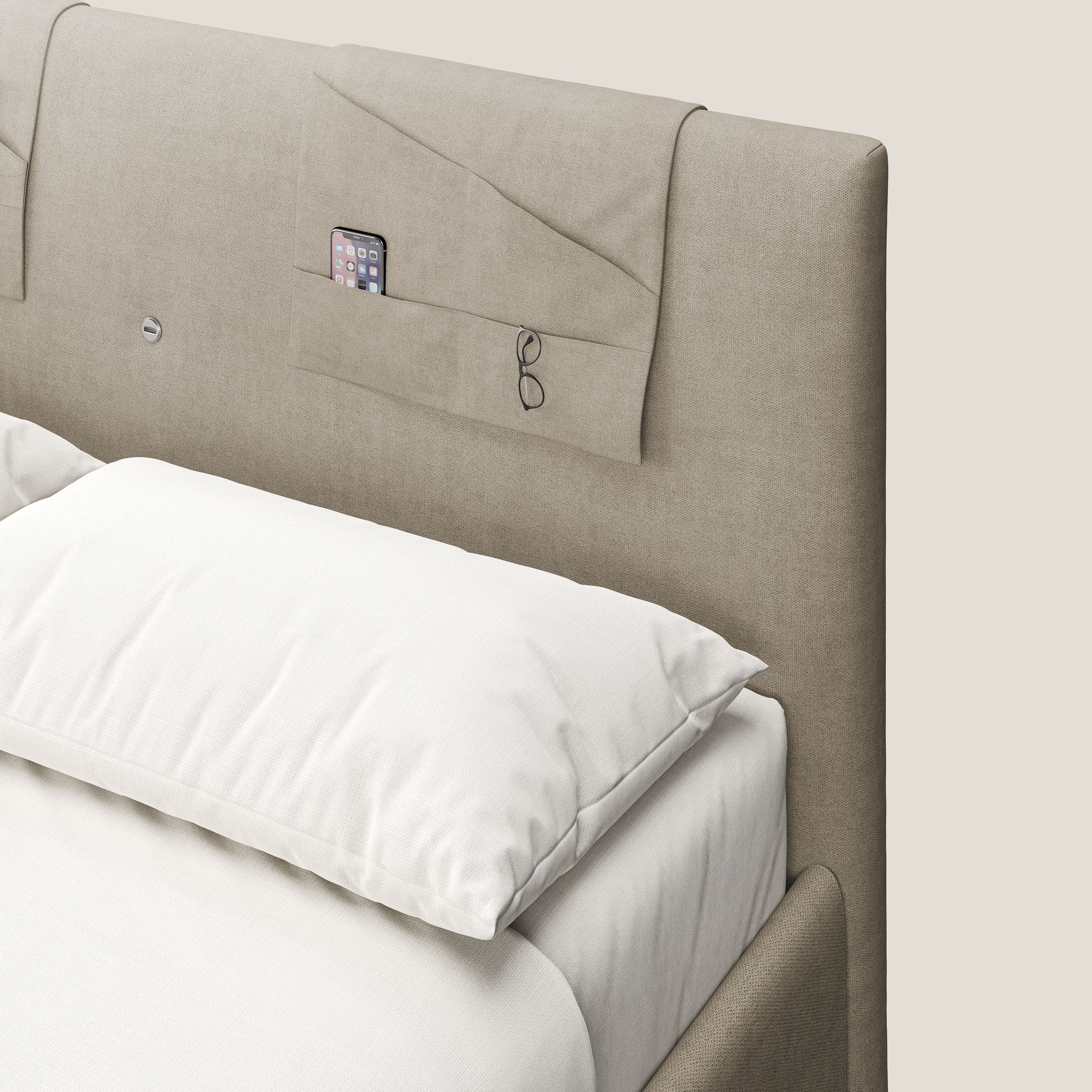 Horus letto imbottito contenitore e presa USB sulla testata in tessuto impermeabile T02 beige - divani.store