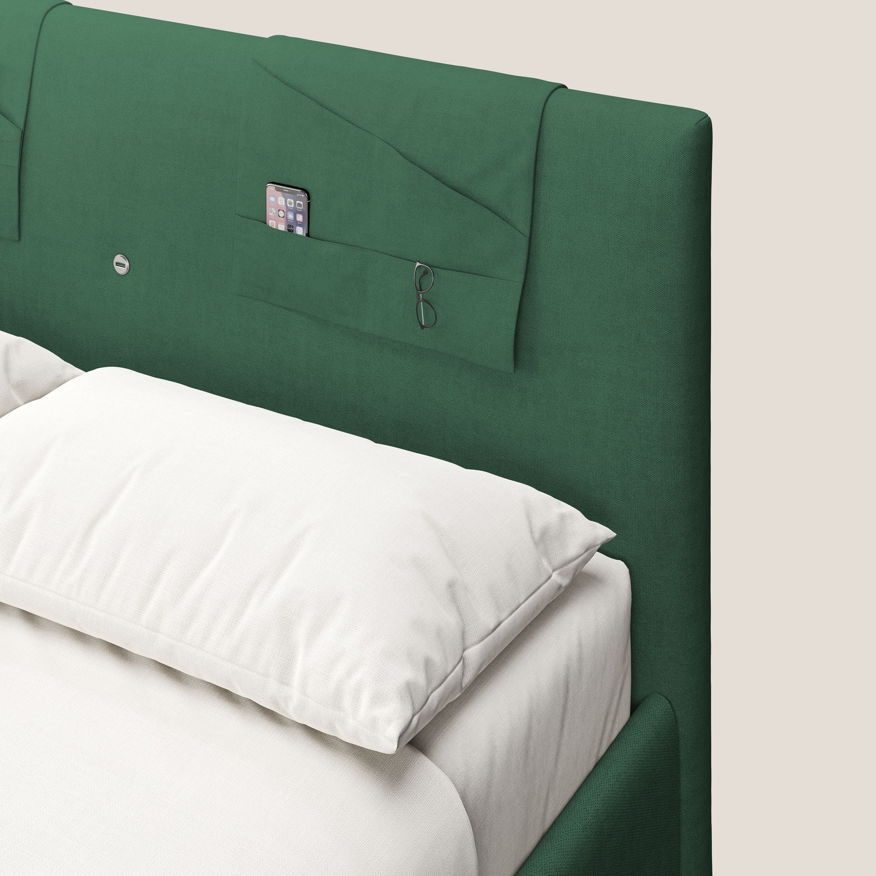 Horus letto imbottito contenitore e presa USB sulla testata in tessuto impermeabile T02 verde - divani.store
