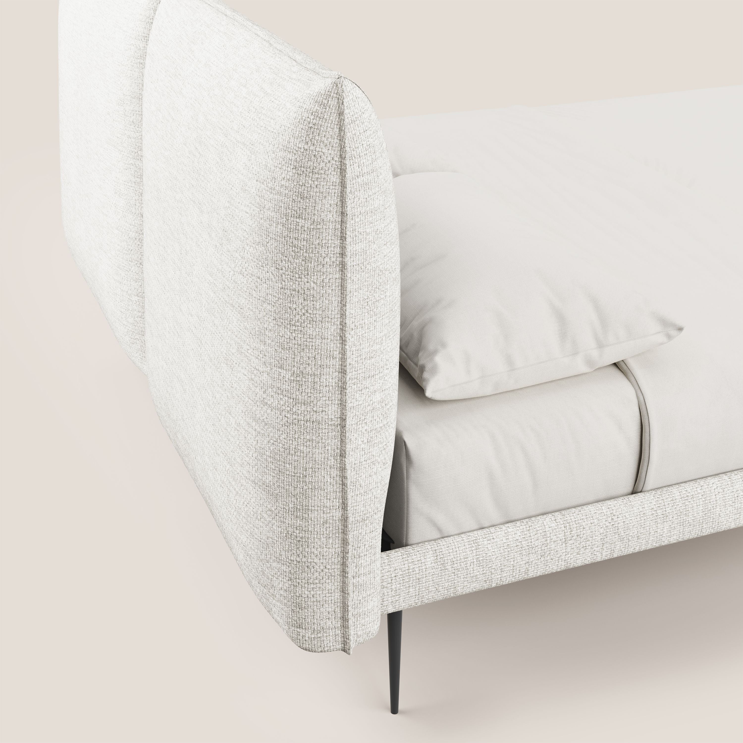 Jolie letto a doppio pannello con piedi alti in metallo in tessuto smacchiabile T18 bianco - divani.store