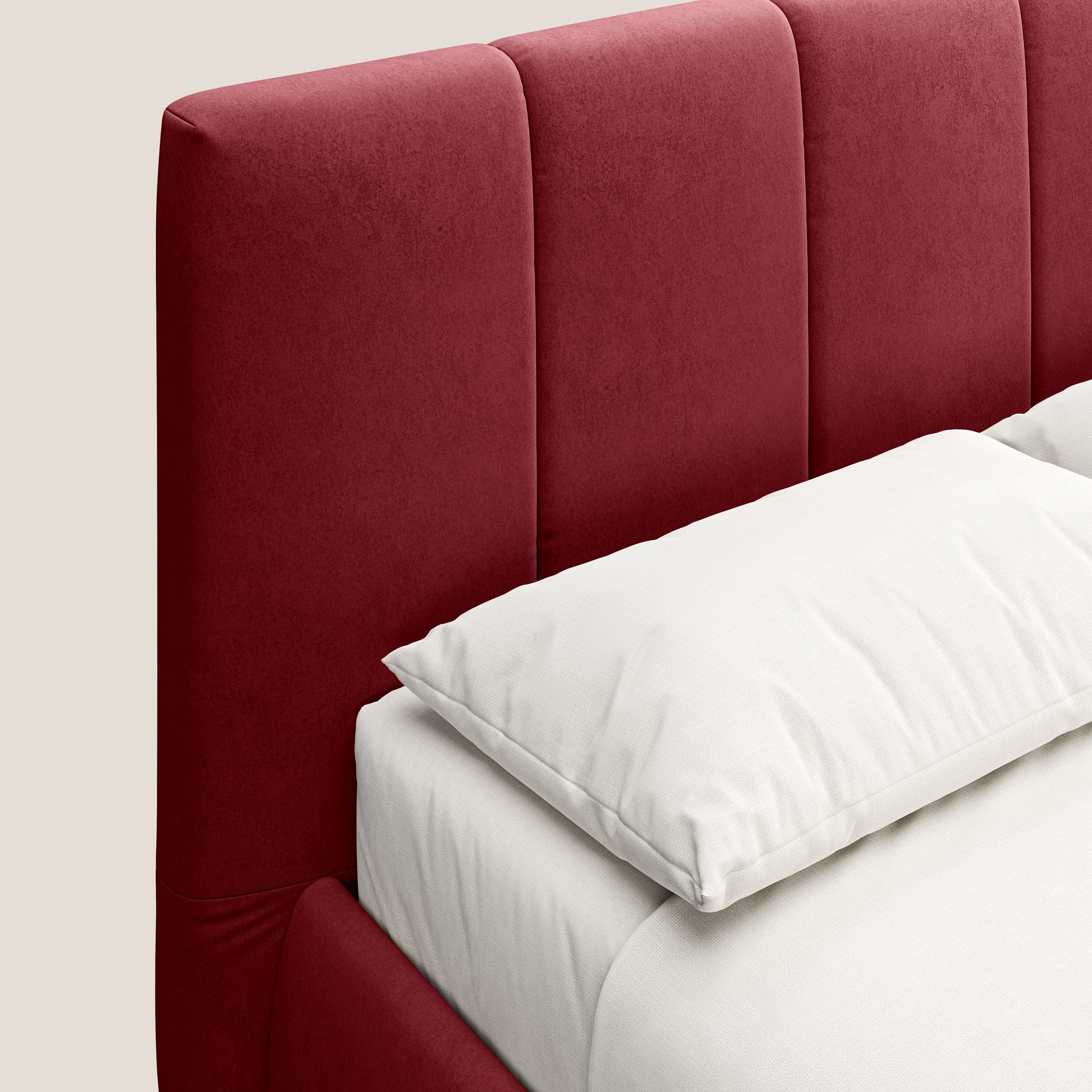 Laura letto imbottito contenitore e sfoderabile in microfibra velluto impermeabile T09 rosso - divani.store