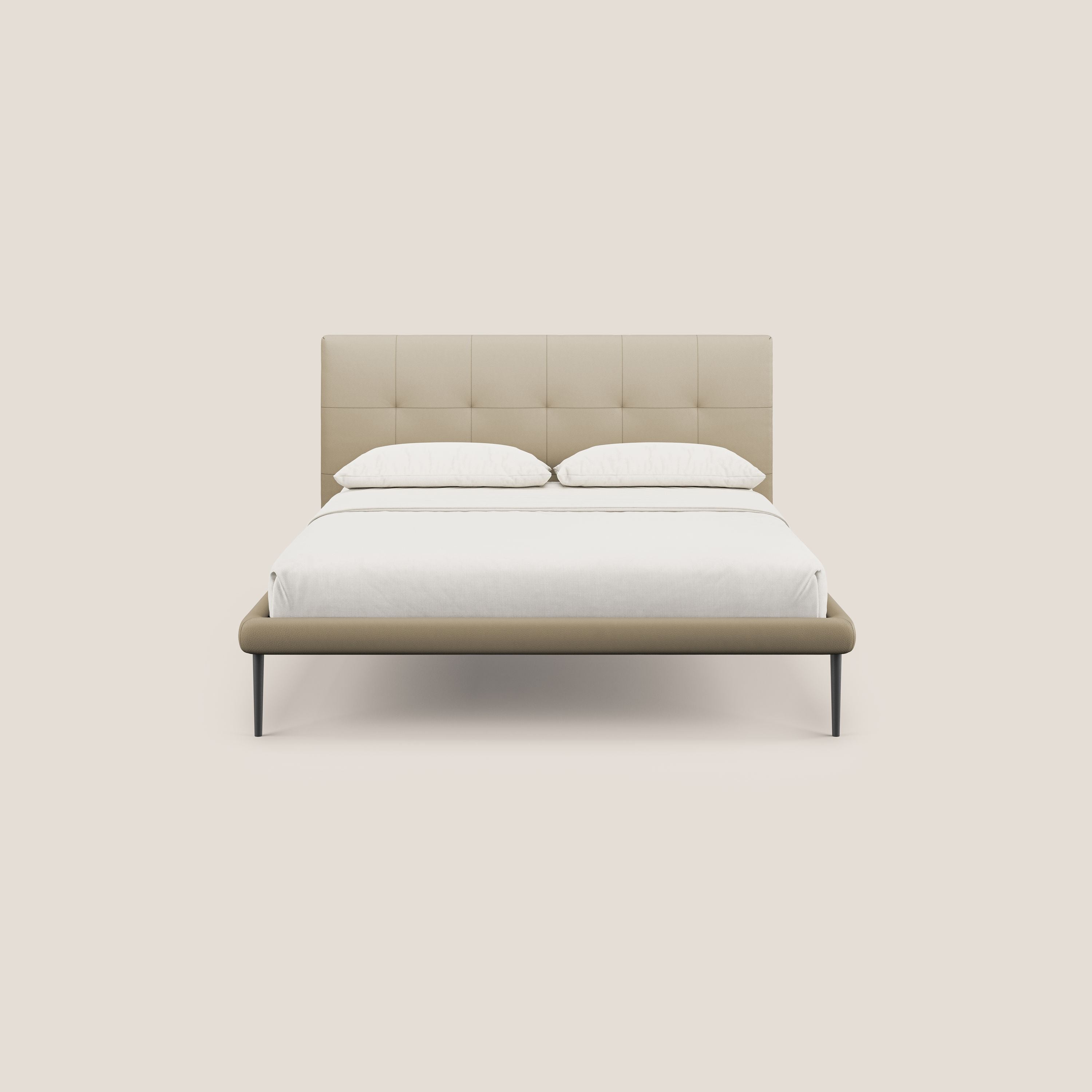 Midori letto imbottito trapuntato in ecopelle con piedini alti T04 beige - divani.store