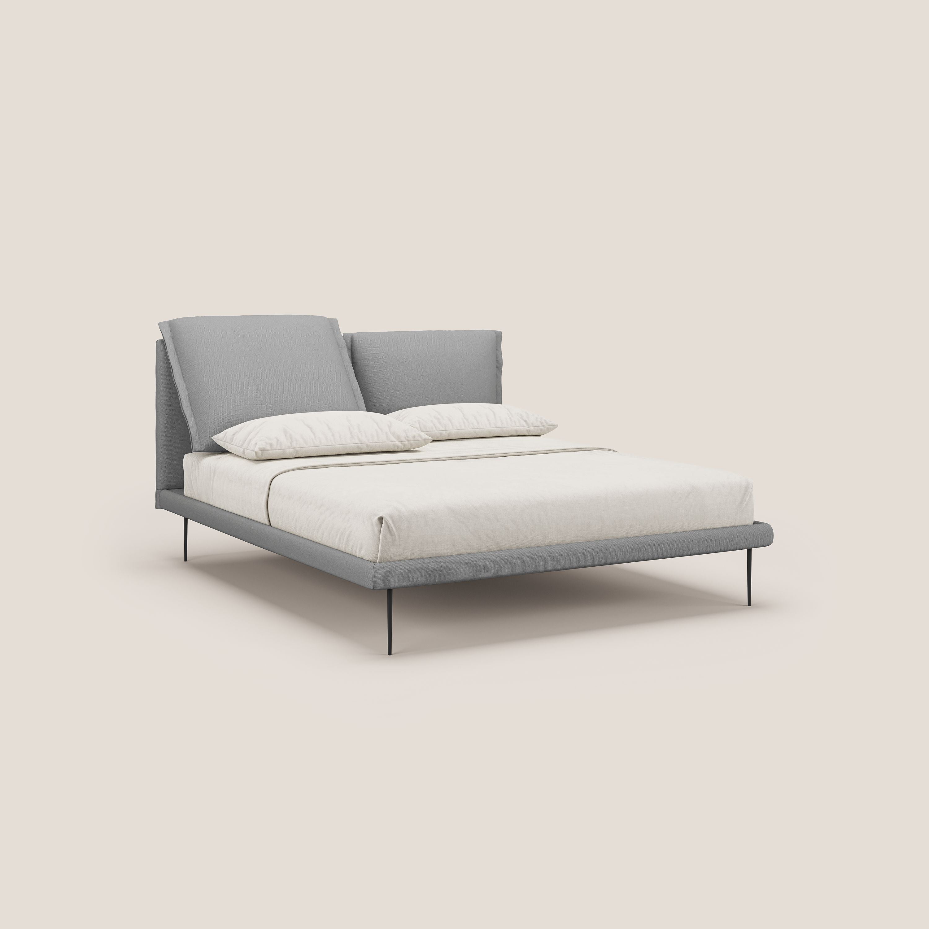 Noah letto con cuscini regolabili e piedi alti in metallo in tessuto smacchiabile T05 grigio - divani.store