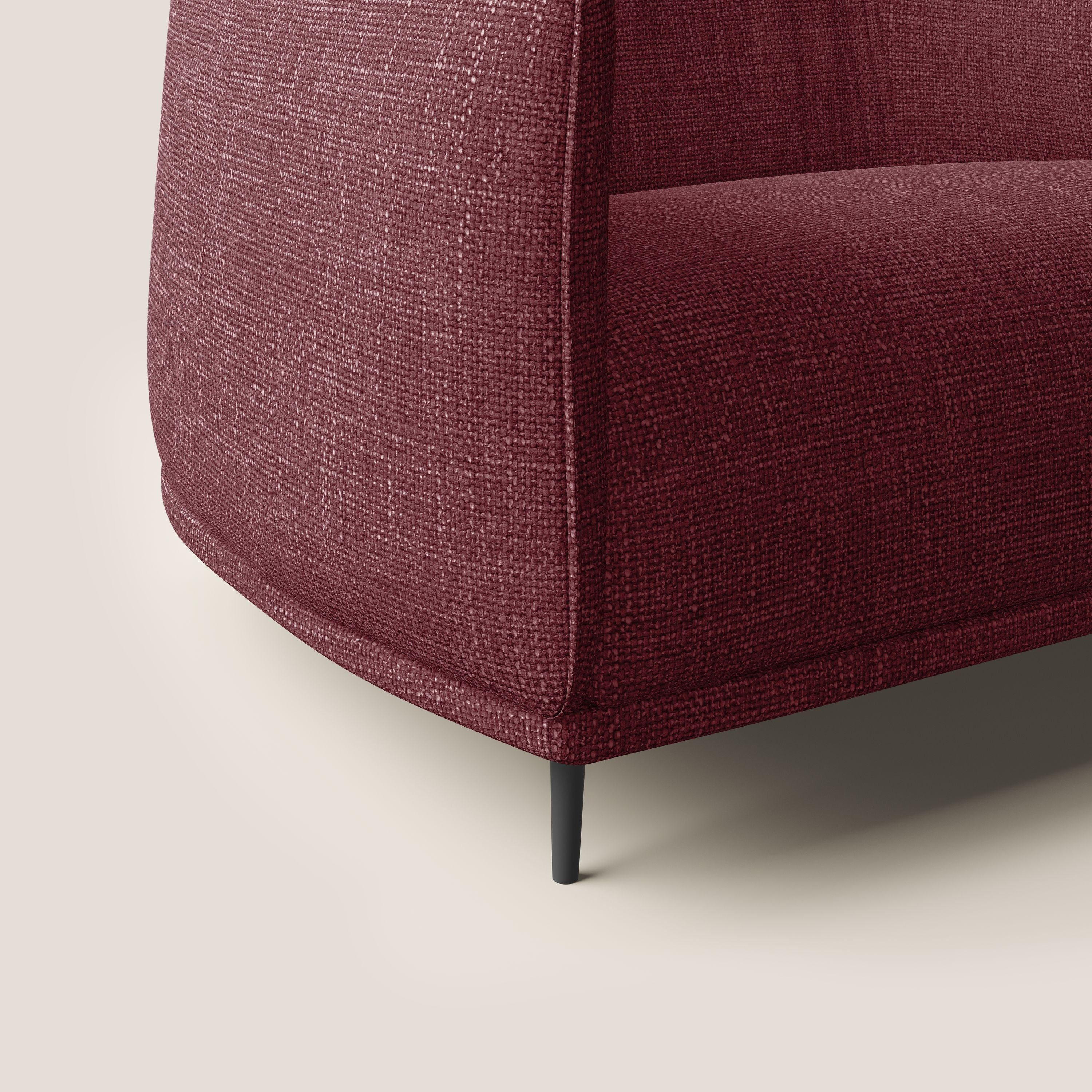 Zelda Poltroncina dal design moderno in morbido tessuto impermeabile T06 rosso - divani.store