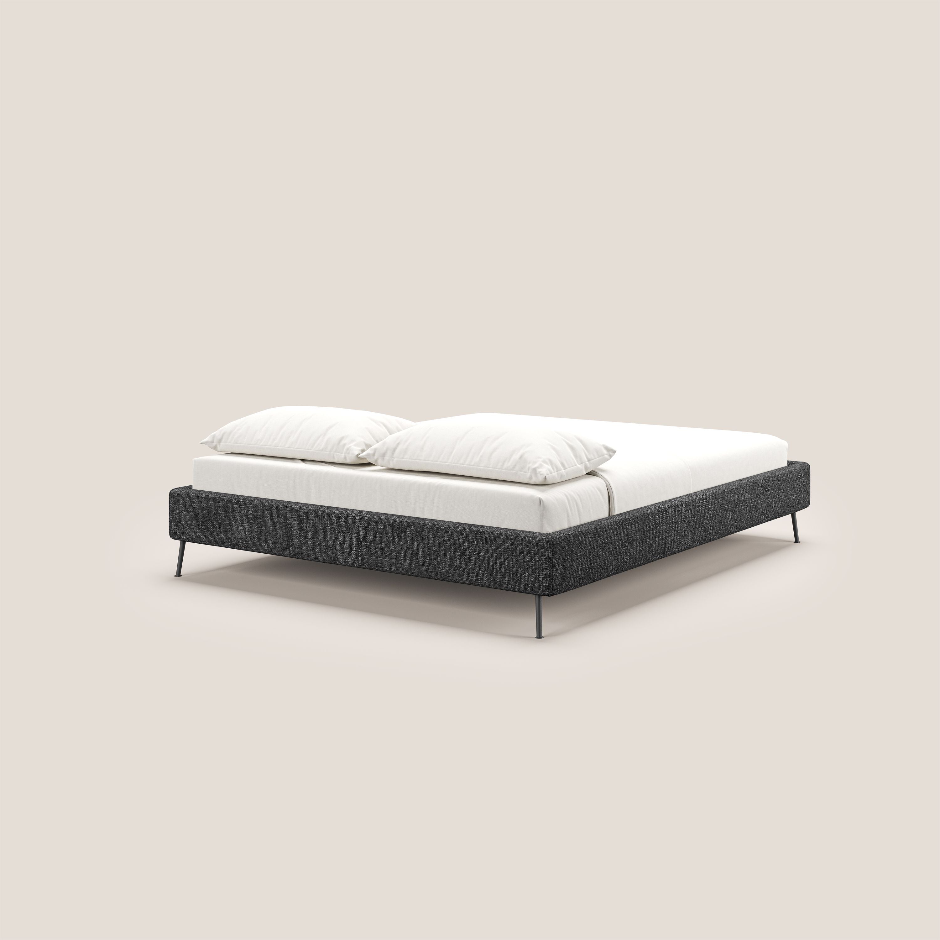 Steve sommier giroletto piedi alti in tessuto impermeabile T10 antracite - divani.store