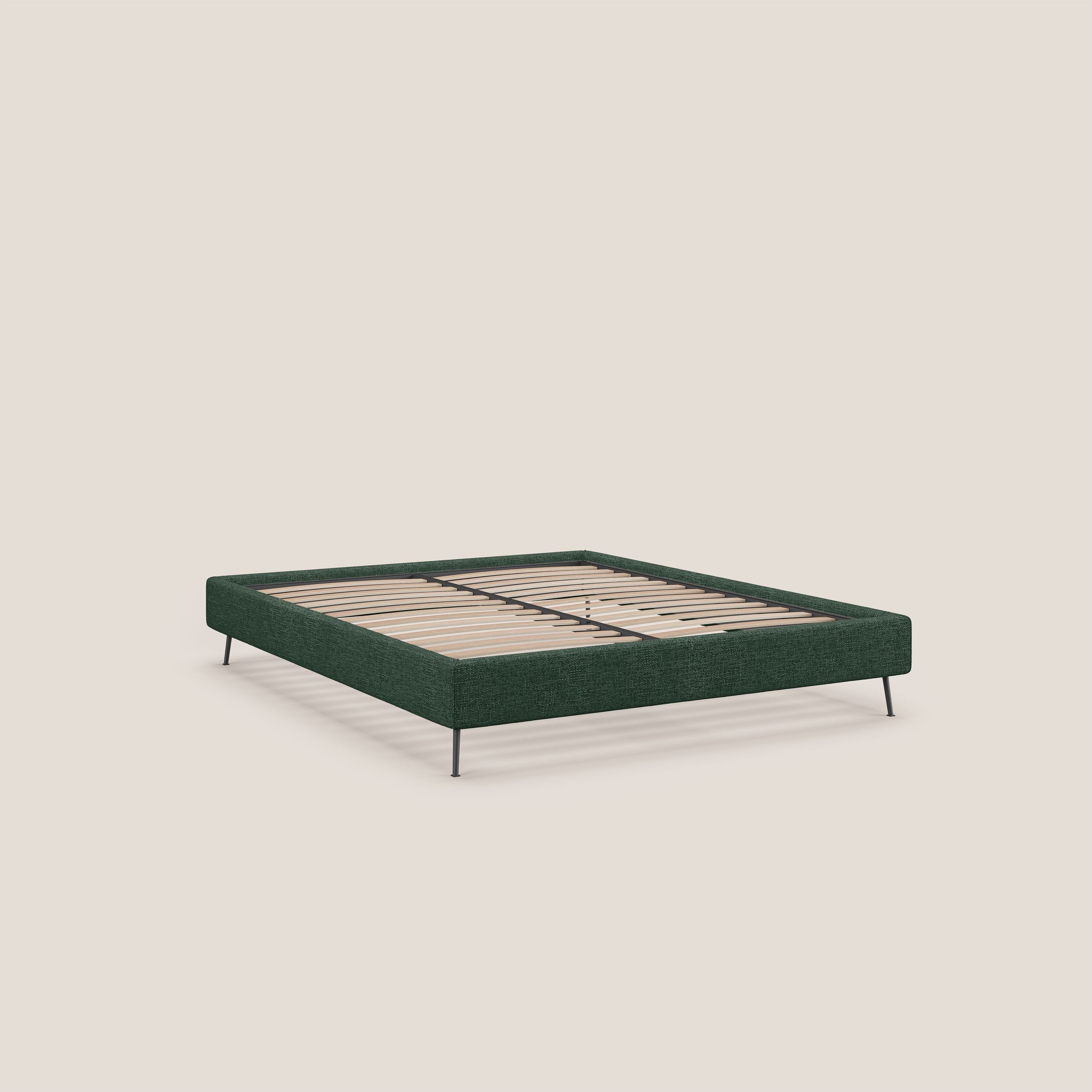 Steve sommier giroletto piedi alti in tessuto impermeabile T10 verde - divani.store