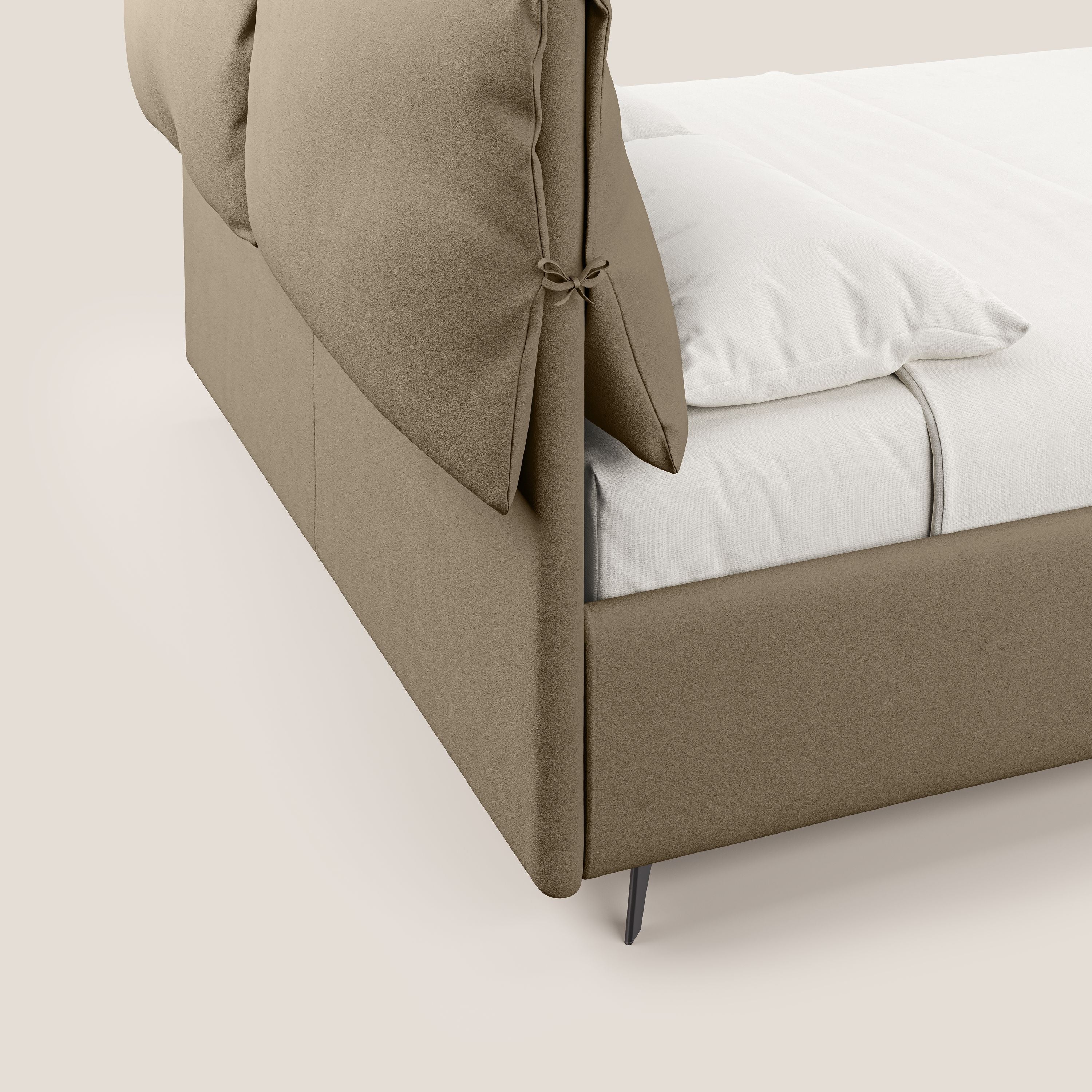 Susan letto imbottito contenitore completamente sfoderabile in microfibra smacchiabile T11 tortora - divani.store