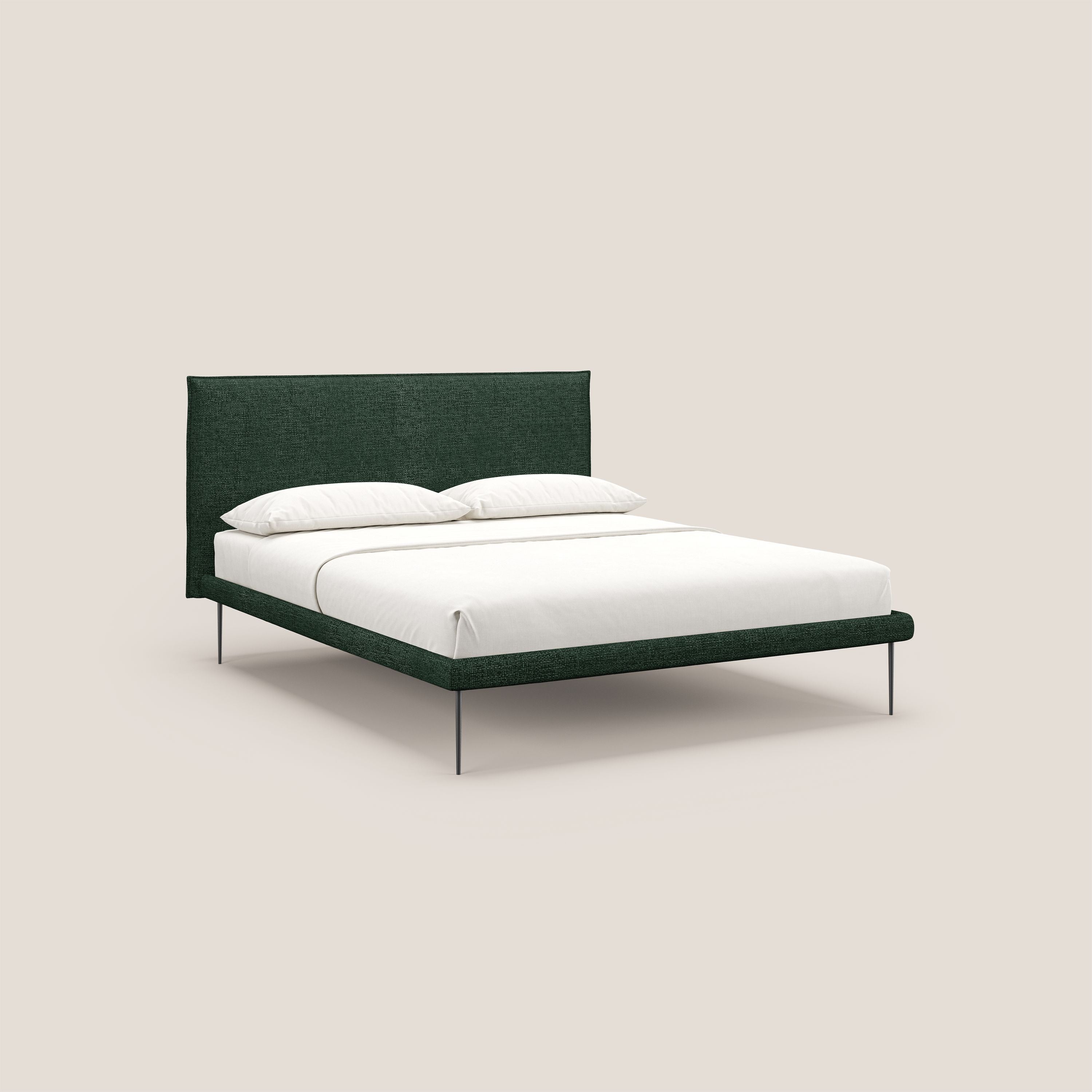 Theo letto imbottito moderno sfoderabile con piedi alti in metallo in tessuto impermeabile T10 verde - divani.store