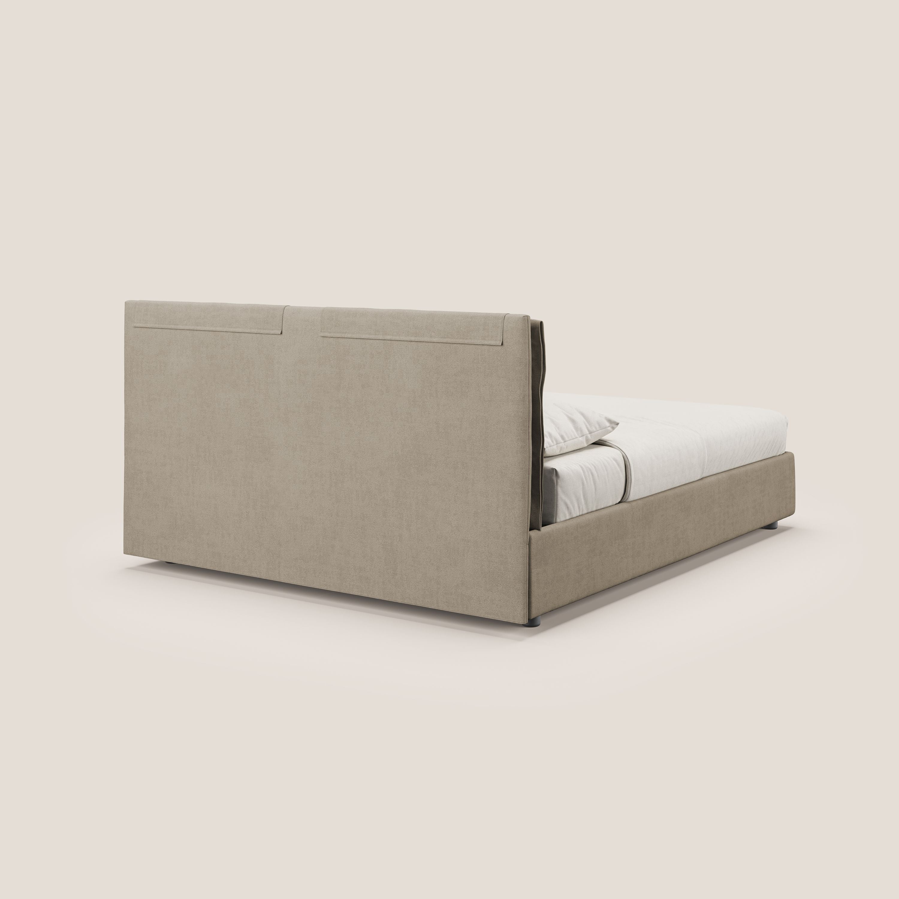 Travis letto contenitore con cuscini mobili trapuntati in tessuto impermeabile T02 beige - divani.store